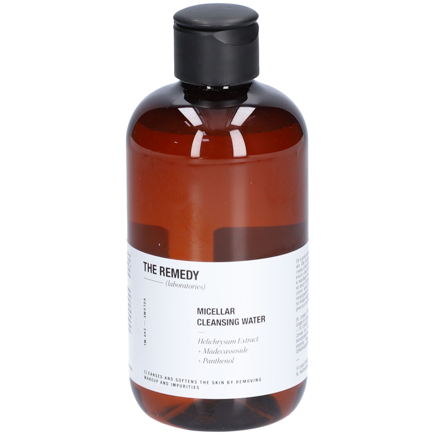 Braune Flasche mit schwarzem Deckel. Aufschrift: THE REMEDY (laboratories) Micellar Cleansing Water. Enthält Helichrysum Extract, Madecassoside, Panthenol.