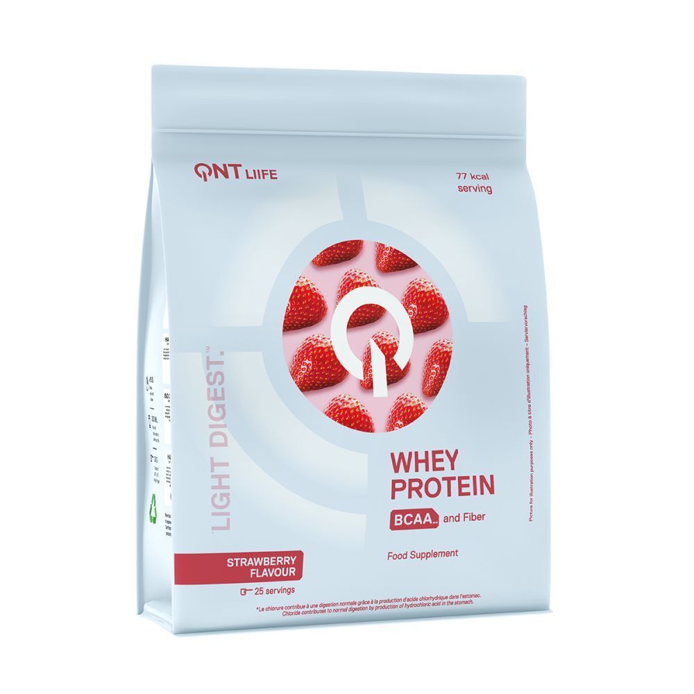 Emballage blanc avec logo QNT et fraises. Inscription: Whey Protein, BCAA et fibres. Saveur fraise.