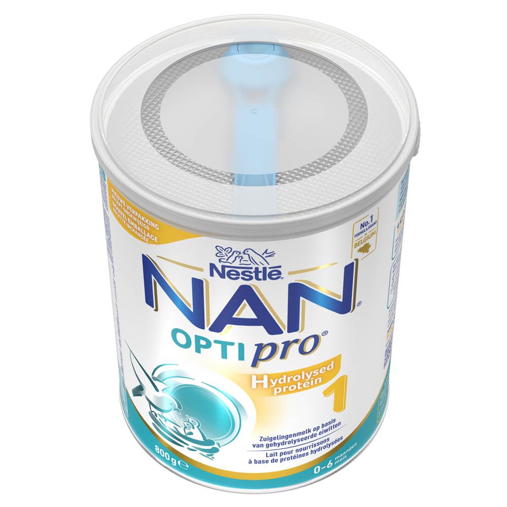 Boîte NAN Optipro 1, ouverte. Couvercle avec mesure. Désignation du produit visible.