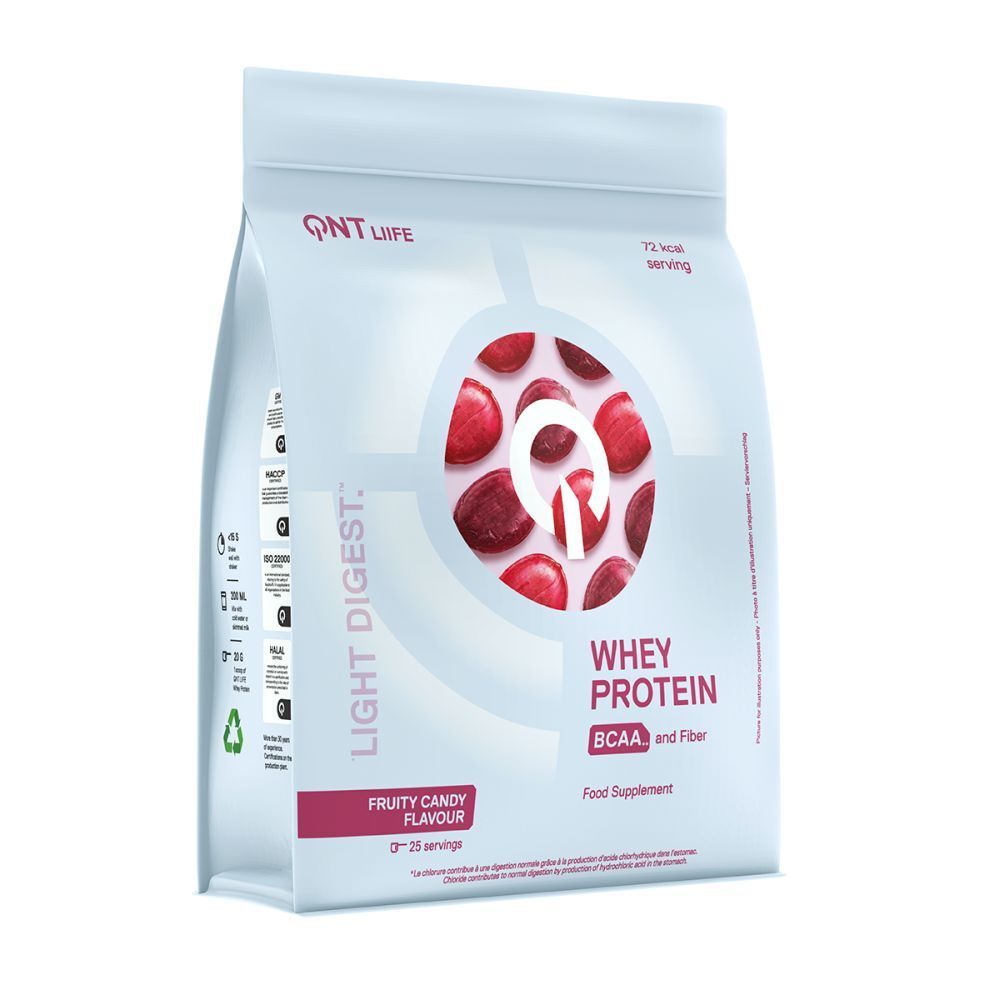 Sachet blanc avec contenu rouge et inscription. Contient des protéines de lactosérum, BCAA et fibres. Goût bonbon fruité.