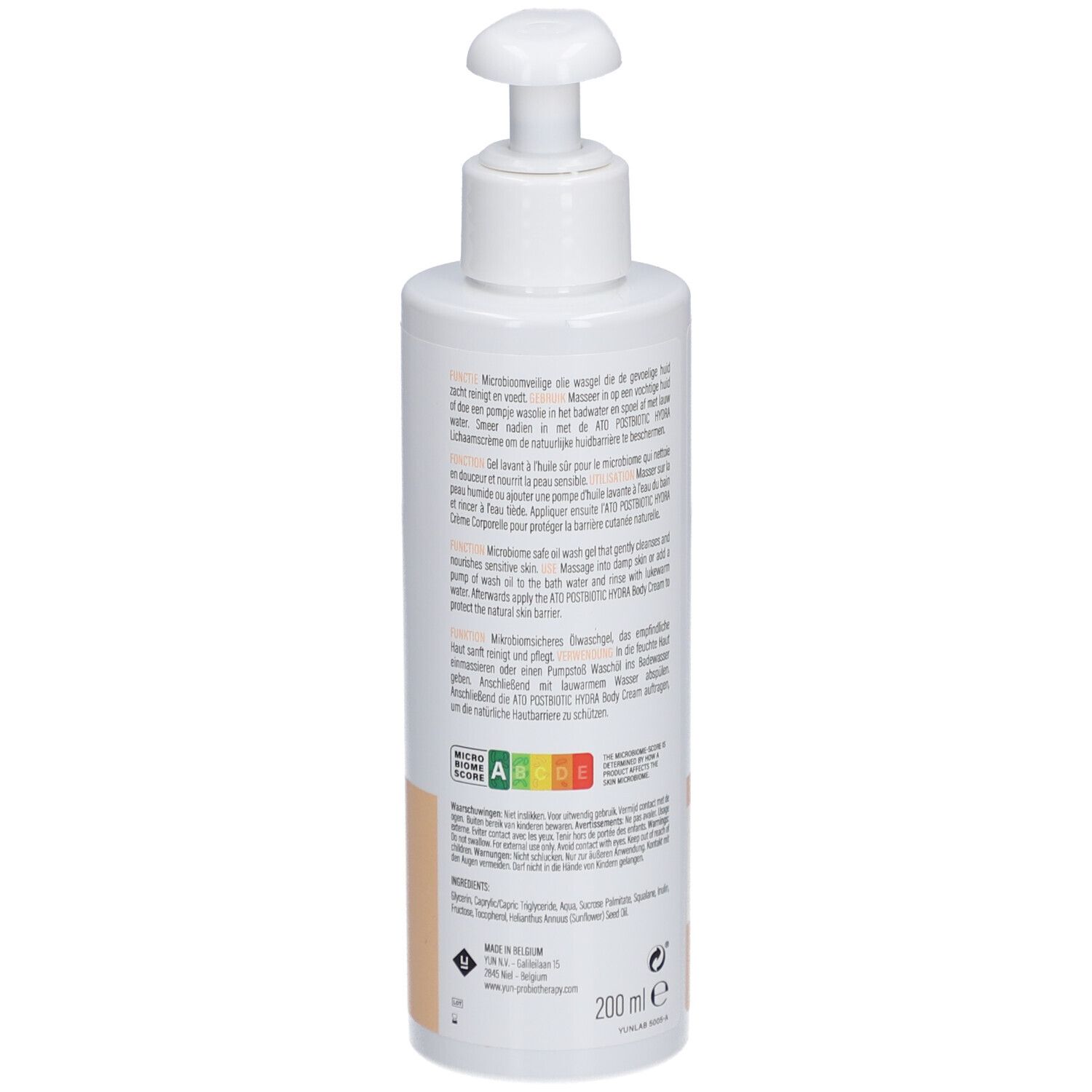 Weiße Flasche mit Pumpe. Aufschrift: YUN ATO WASH, nährendes Öl-Waschgel mit Präbiotika.