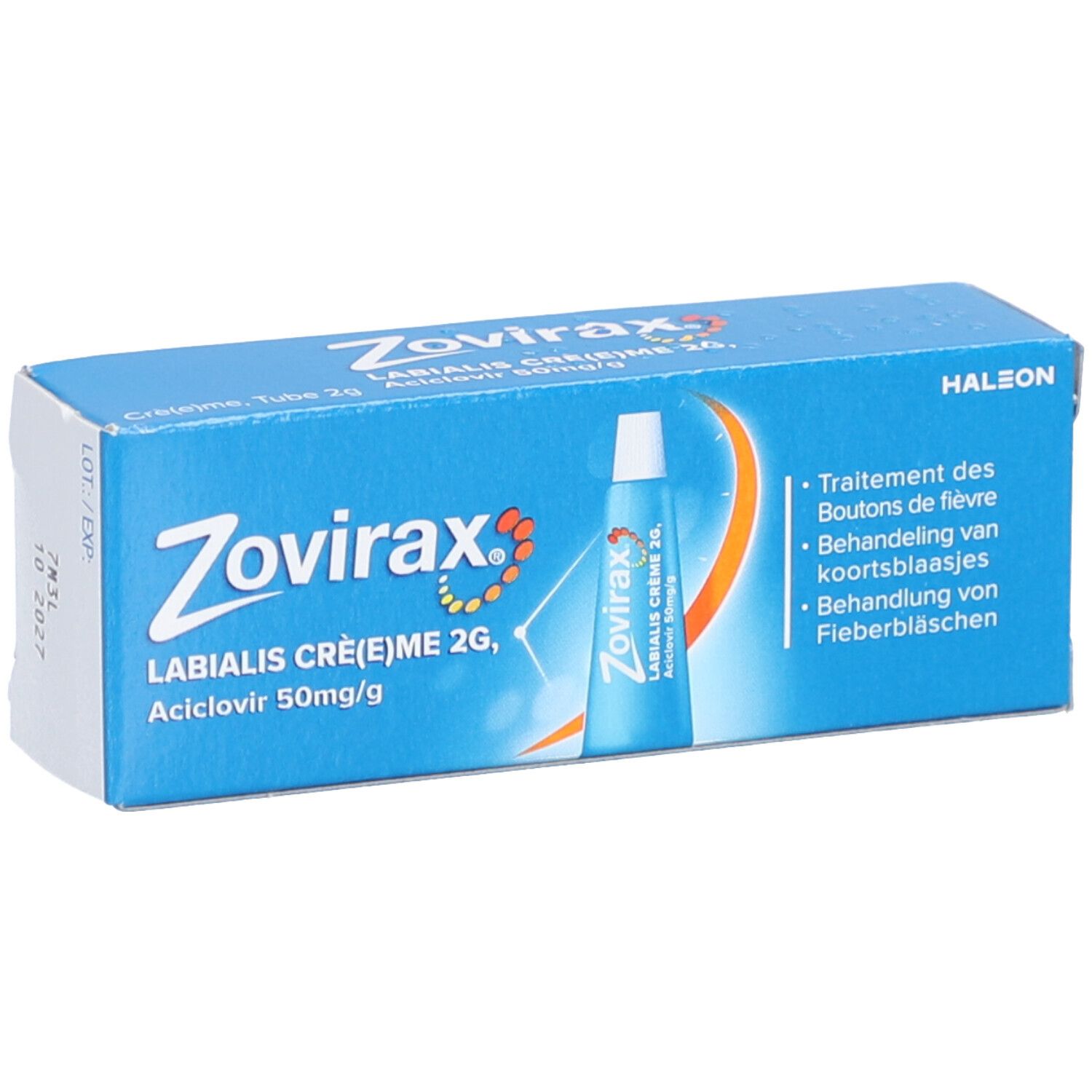 Blauwe doos met productnaam en afbeelding. Tekst: Zovirax Labialis Crème 2g, Aciclovir 50mg/g.
