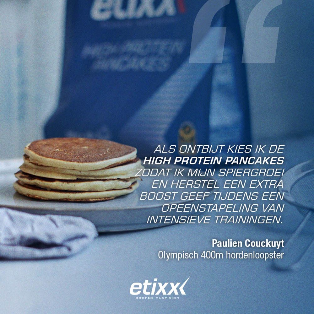 Etixx High Protein Pancakes. Blauwe verpakking. Bevat 700g, 10 porties. Met 'NEW' sticker.