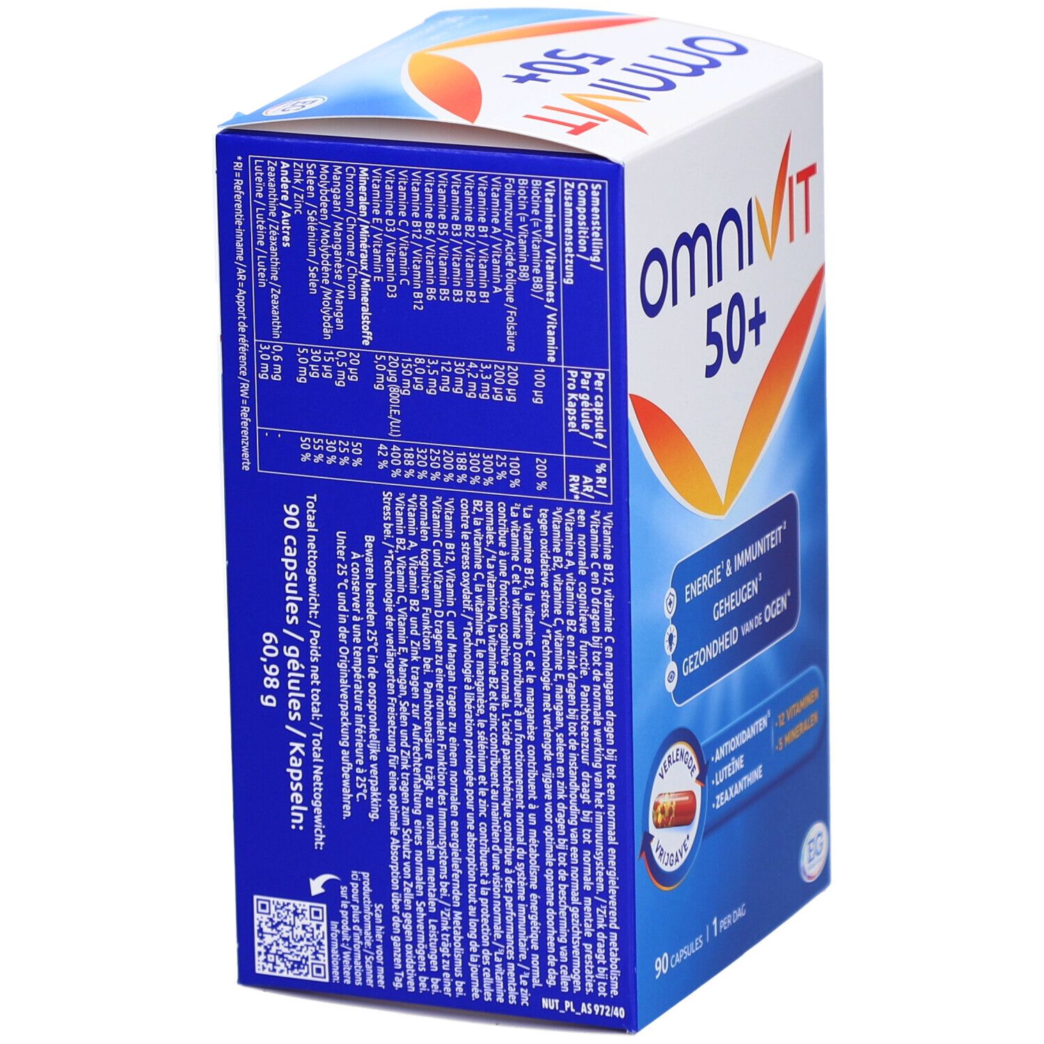 Achterkant van de Omnivit 50+ verpakking. Bevat informatie over vitaminen en mineralen. Blauw en witte verpakking.
