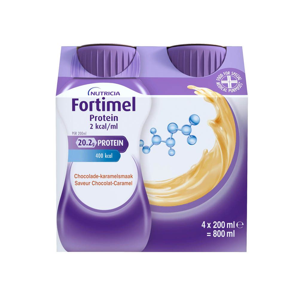 Een fles Fortimel Protein 2 kcal/ml, chocolade-karamelsmaak. Paarse dop.