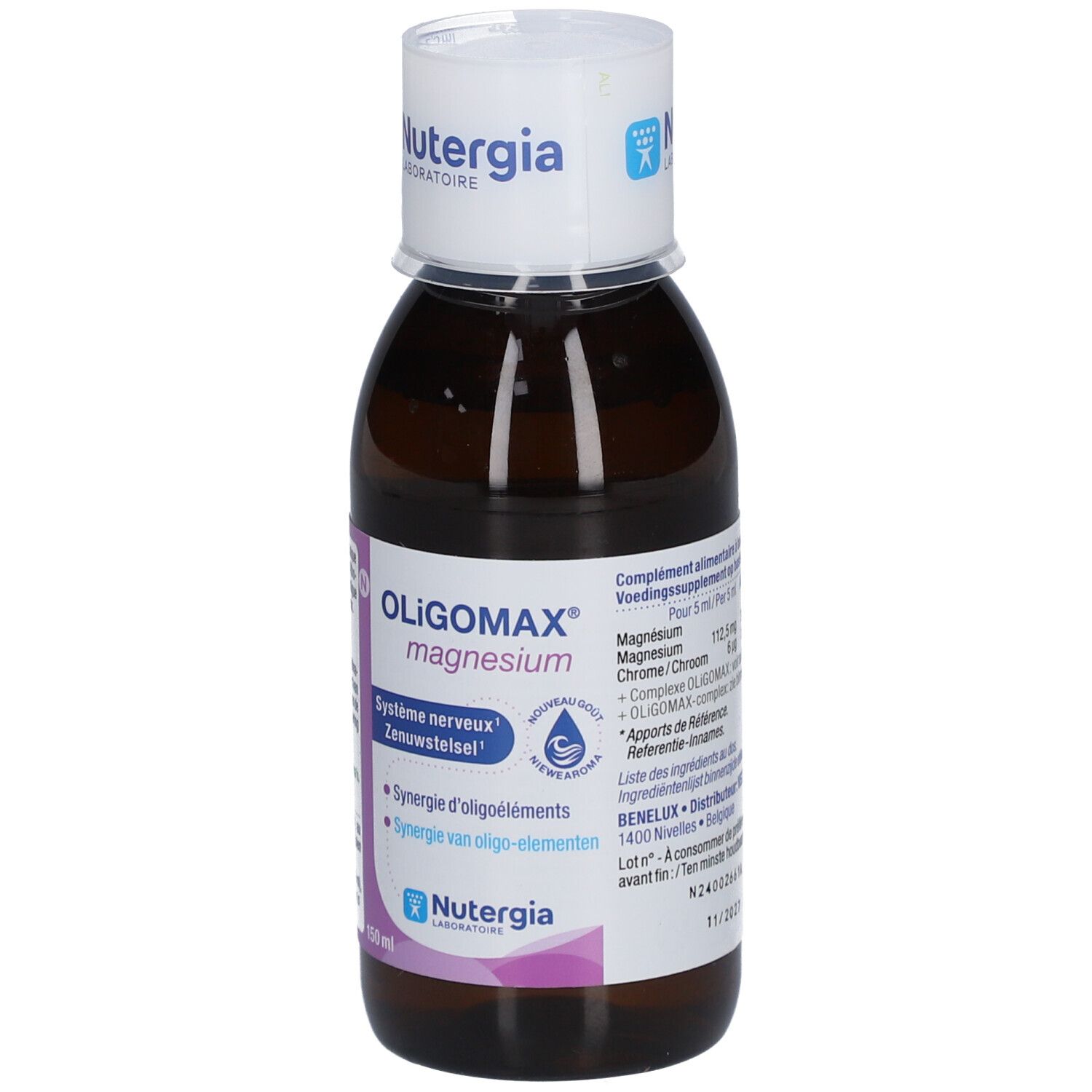 Bruine fles met witte dop. Opschrift: Oligomax Magnesium, NUTERGIA Laboratoire. 150 ml.
