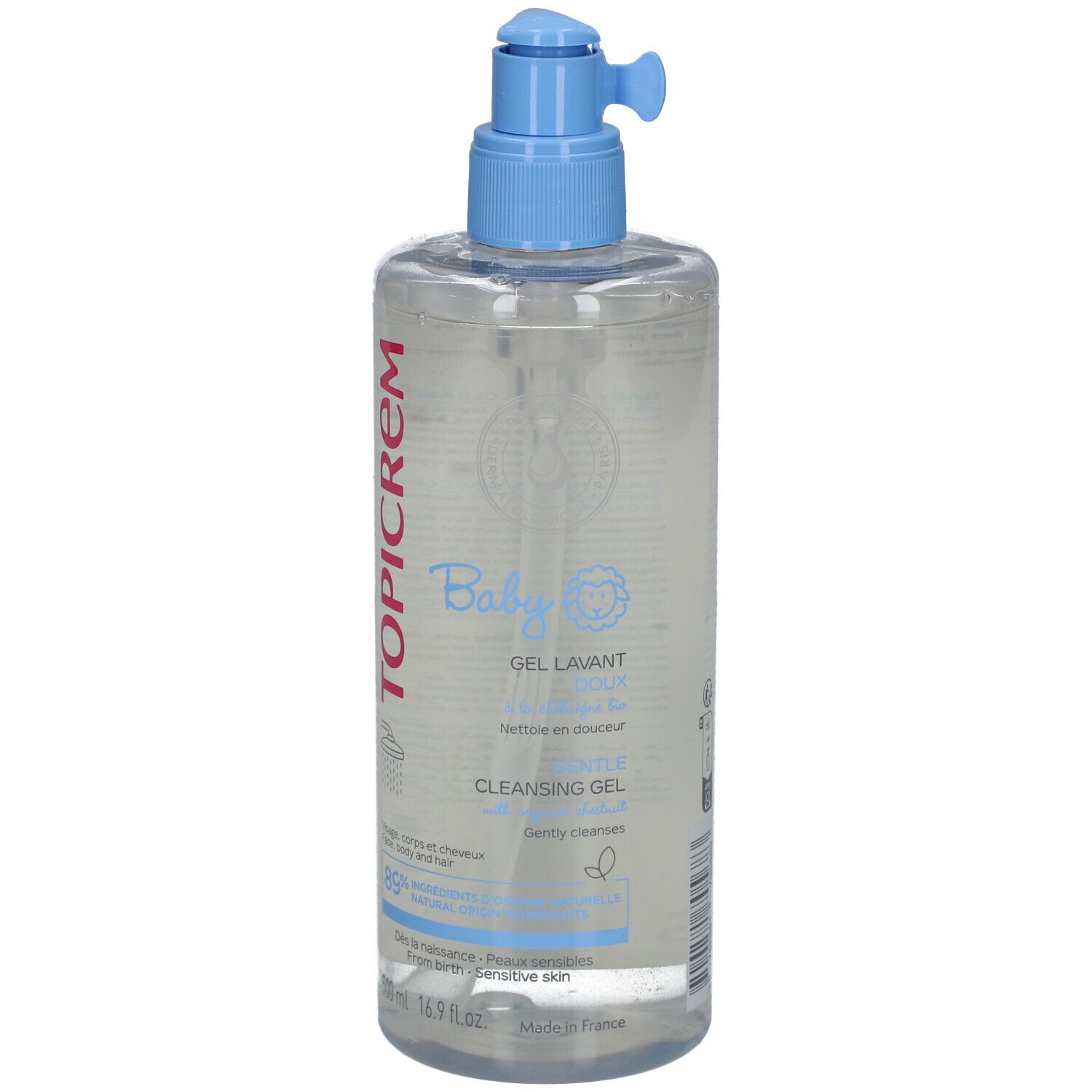 Klare Flasche mit blauem Pumpkopf. Aufschrift TOPICREM Baby Gel Lavant Doux. Für Gesicht, Körper und Haar. 89% Inhaltsstoffe natürlichen Ursprungs.