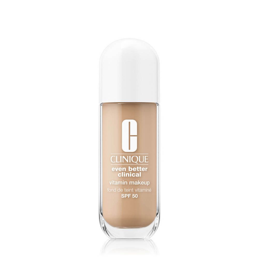Clinique Even Better Clinical Vitamin Makeup SPF 50. Flacon beige et bouchon blanc. Marque et nom du produit visibles.