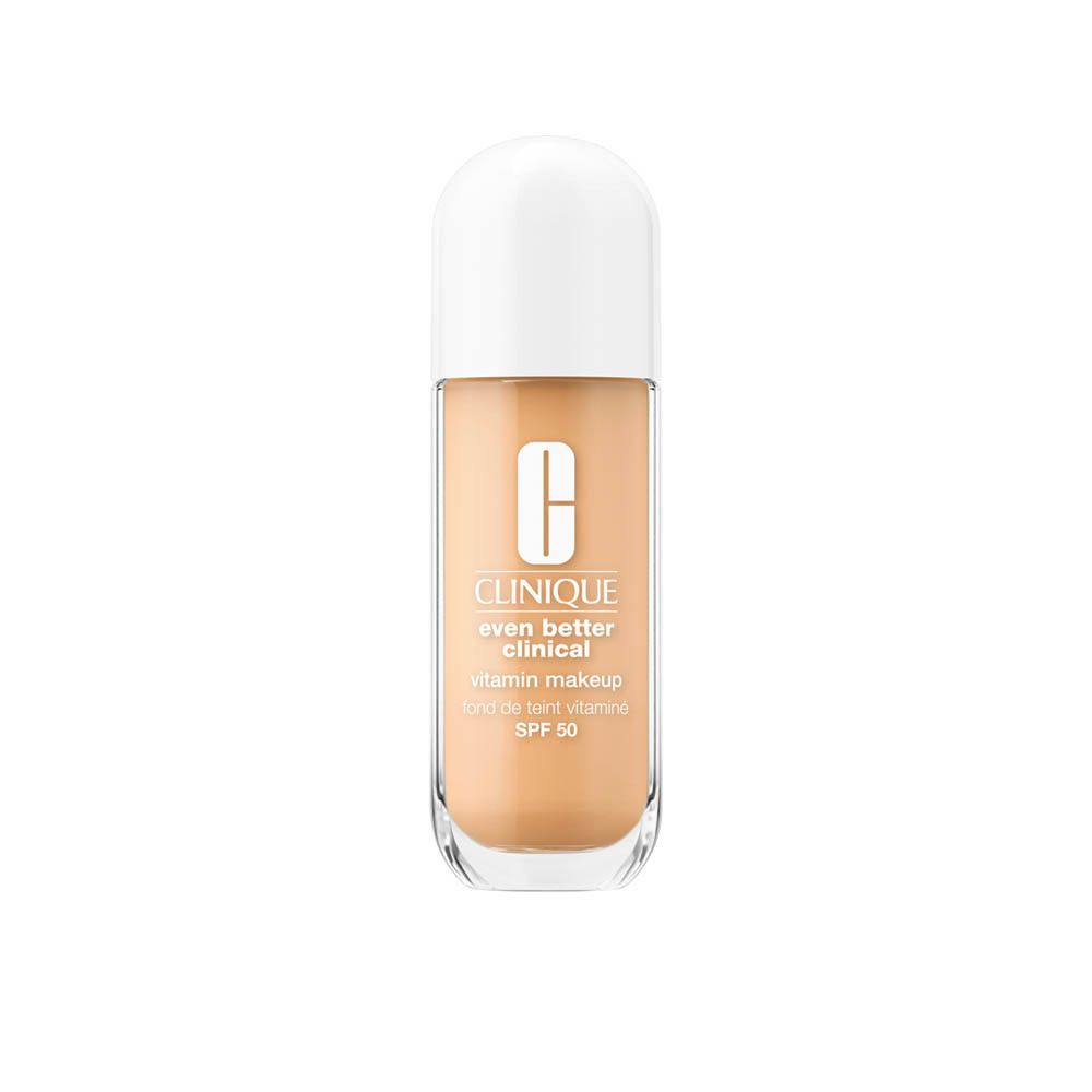 Flacon Clinique Even Better Clinical Vitamin Makeup SPF 50. Teinte beige, bouchon blanc. Inscriptions produit.