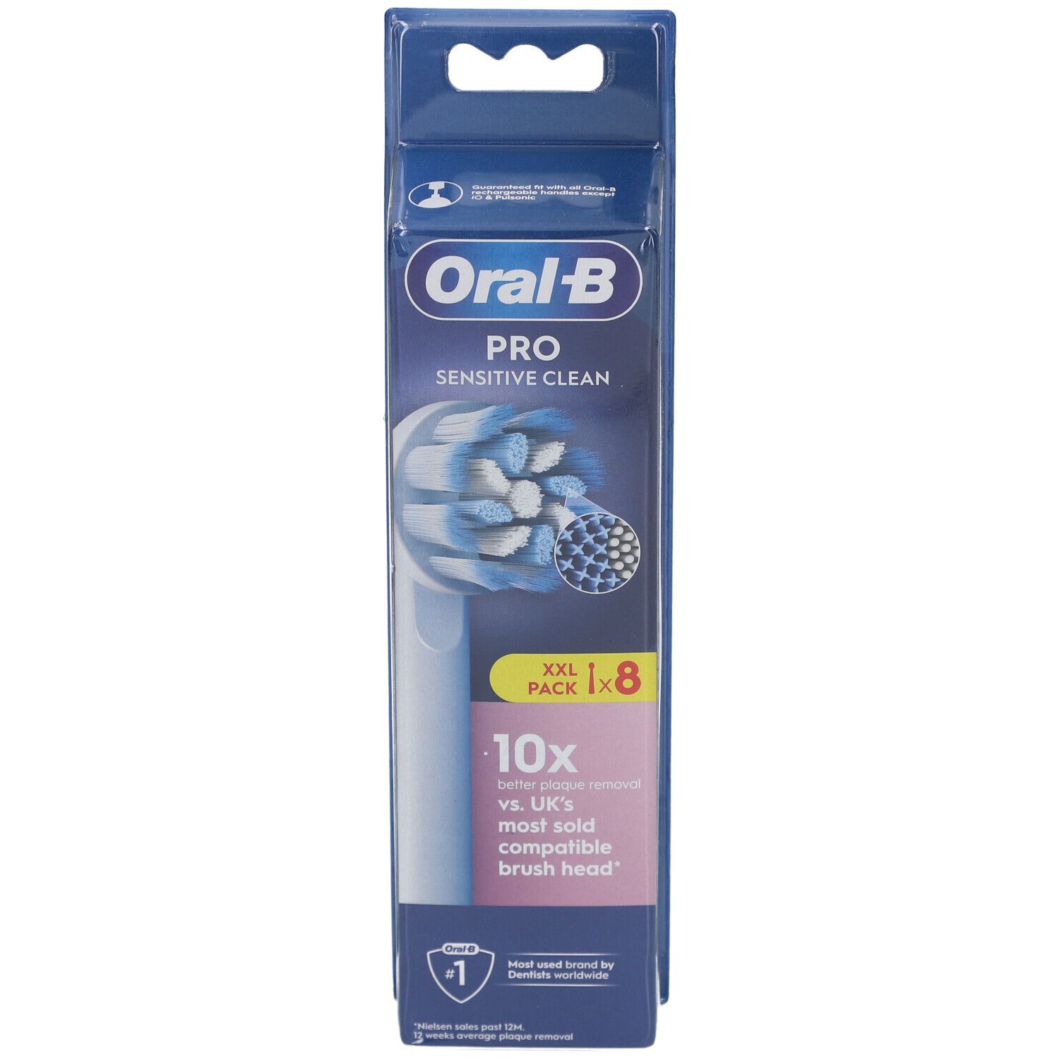 Oral-B Pro Sensitive Clean Ersatzbürsten, 8 Stück. Verpackung mit Produktabbildung und Markenlogo. Sichtbar: Bürstenkopf, Verpackung.