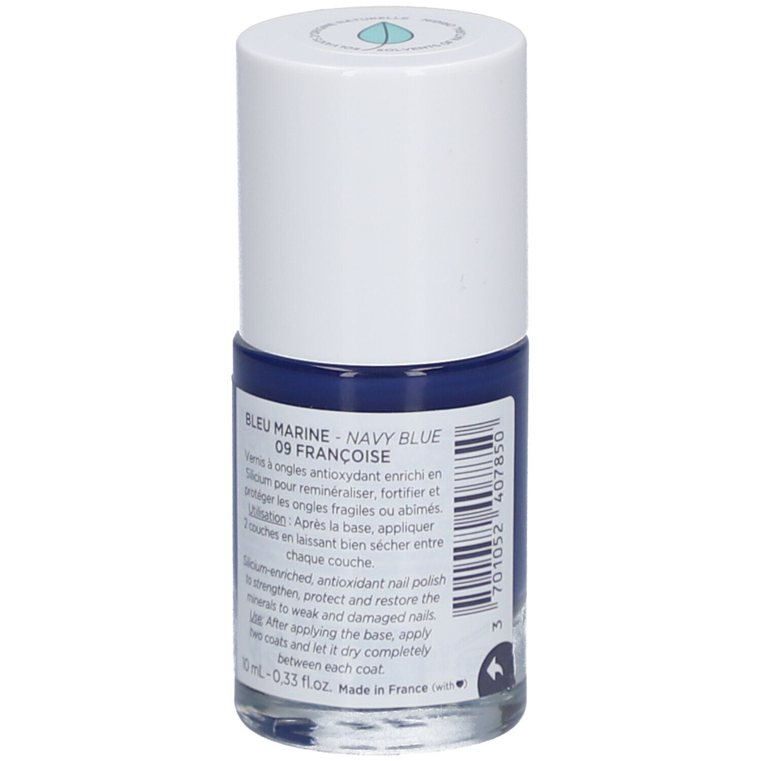Flacon de vernis à ongles bleu foncé. Bouchon blanc, nom du produit et ingrédients sur l'étiquette.