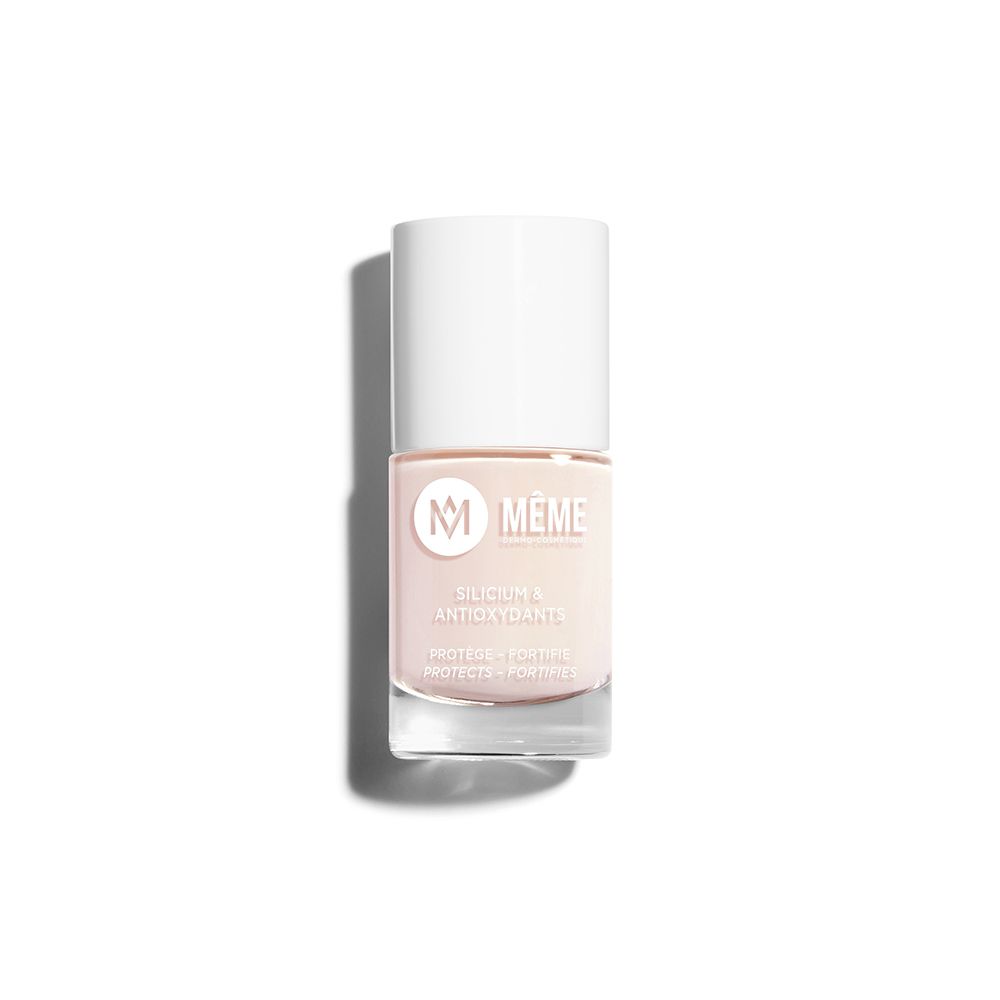 Flacon de vernis à ongles rose. Bouchon blanc. Inscription: MEME, Silicium & Antioxydants. Protège, fortifie.