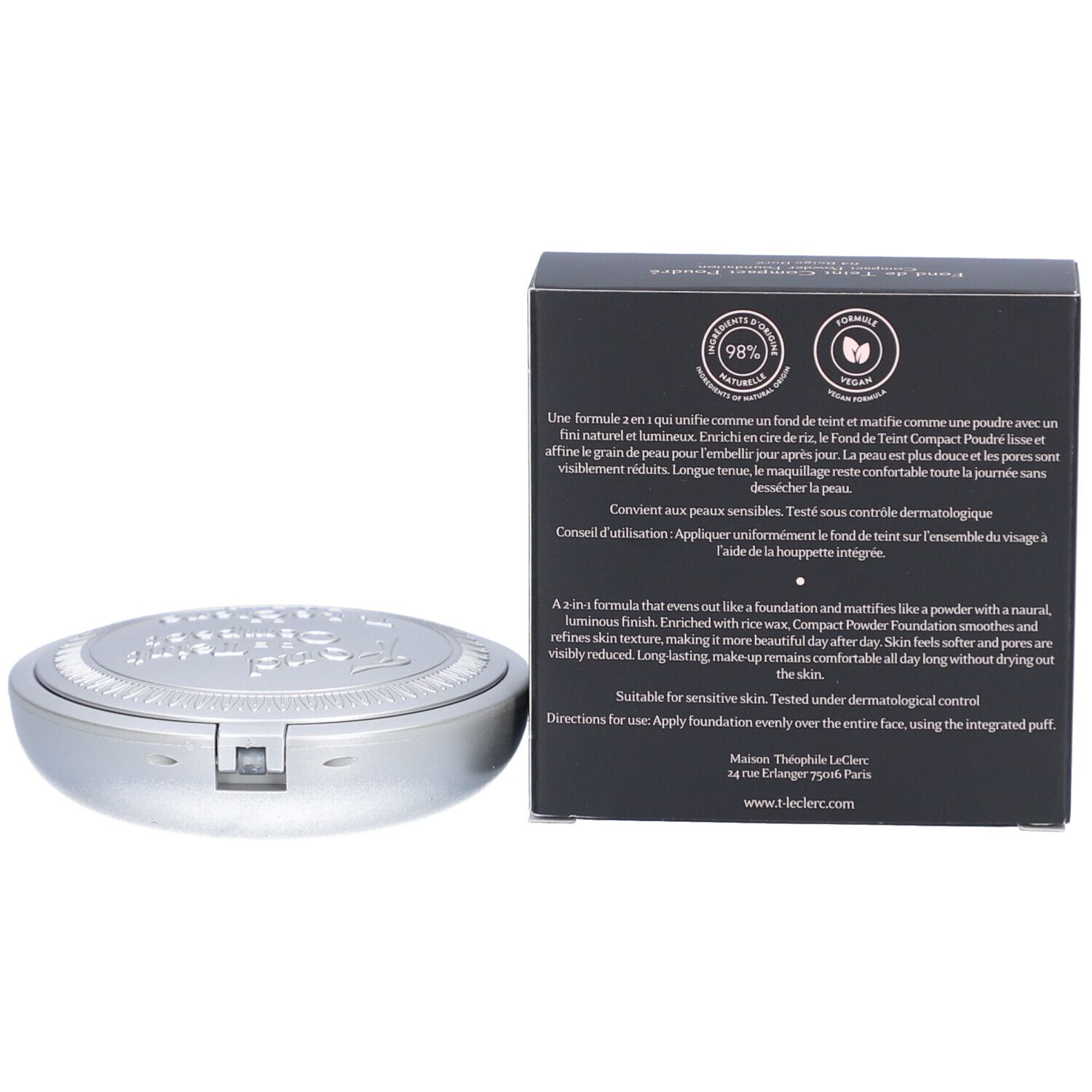 Kompaktpuder-Foundation und Schachtel. Silberfarbenes Gehäuse, schwarze Schachtel mit Produktinformationen. Marke: T. LeClerc.