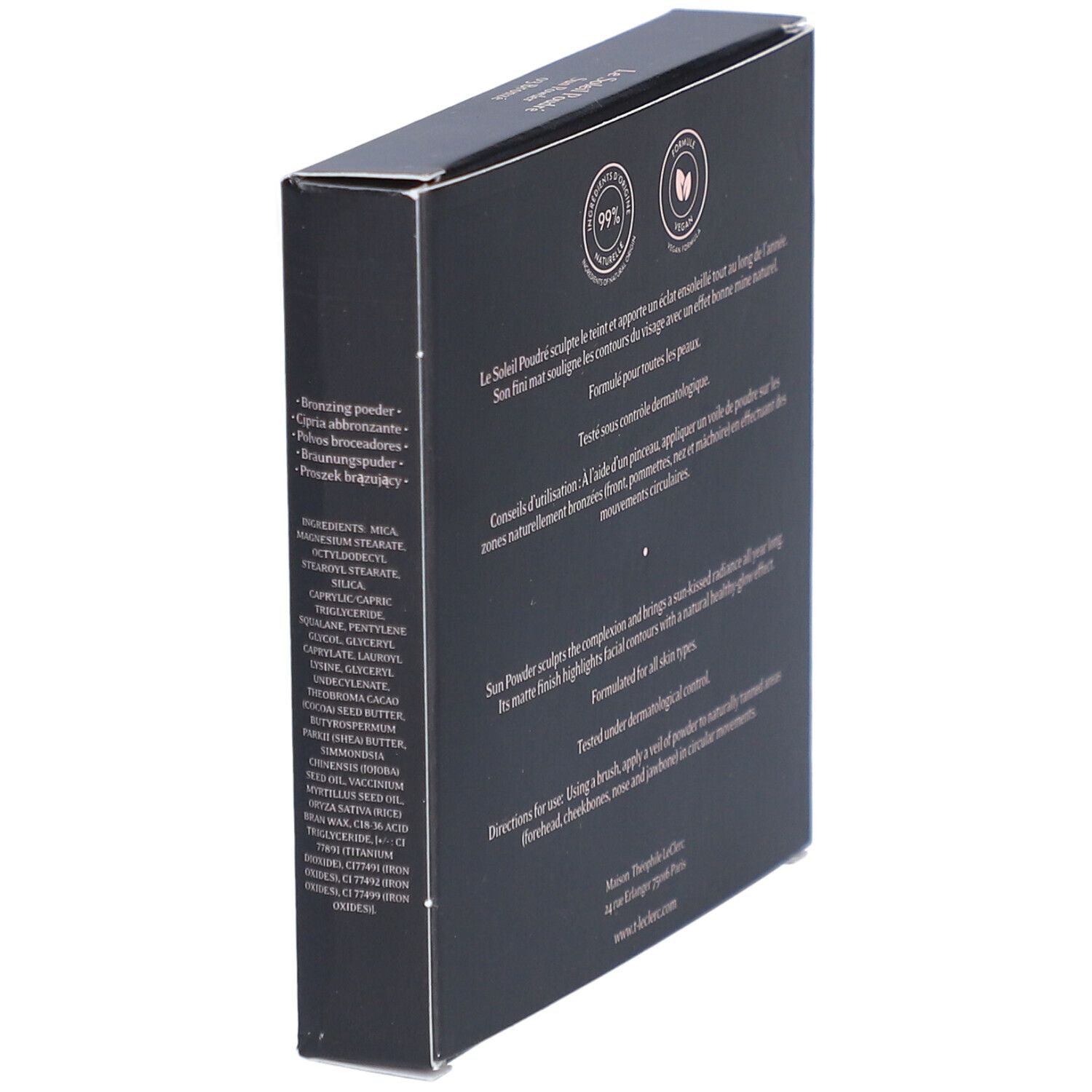 Vue oblique du dos de la boîte marron foncé. Texte: Le Soleil Poudré, 99% ingrédients naturels, vegan. Ingrédients.