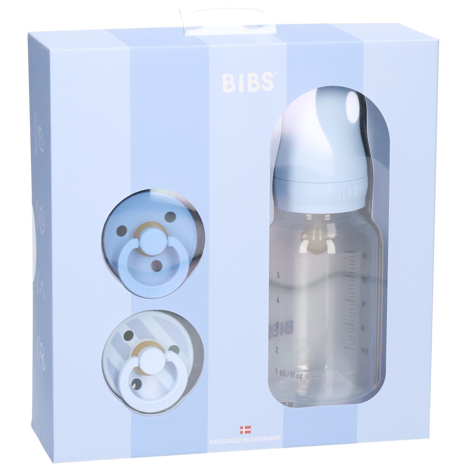 Blaues Geschenkset mit Flasche und Schnullern. Marke BIBS. Verpackung mit Sichtfenster.