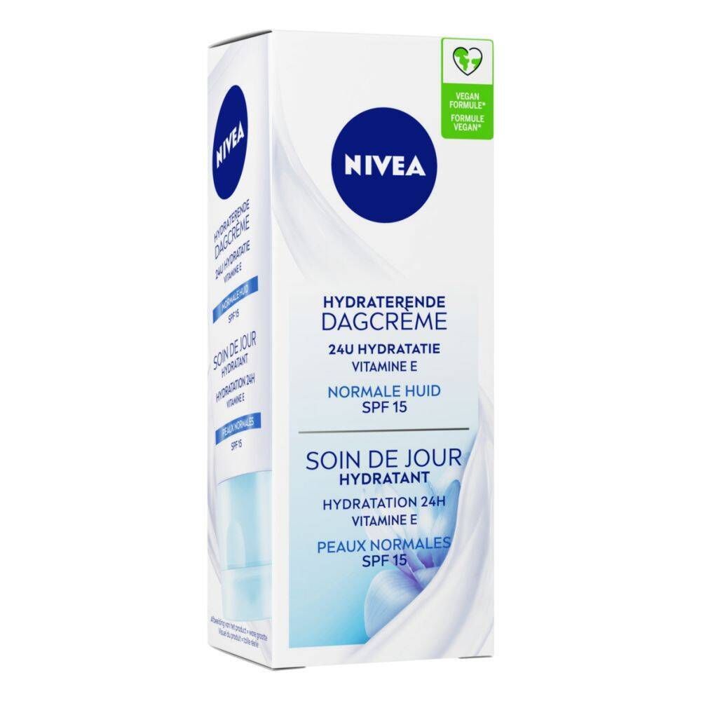 Boîte blanche avec logo NIVEA et désignations de produit. Texte : Hydratante Dagcrème, SPF 15. Sceau Formule végétalienne.