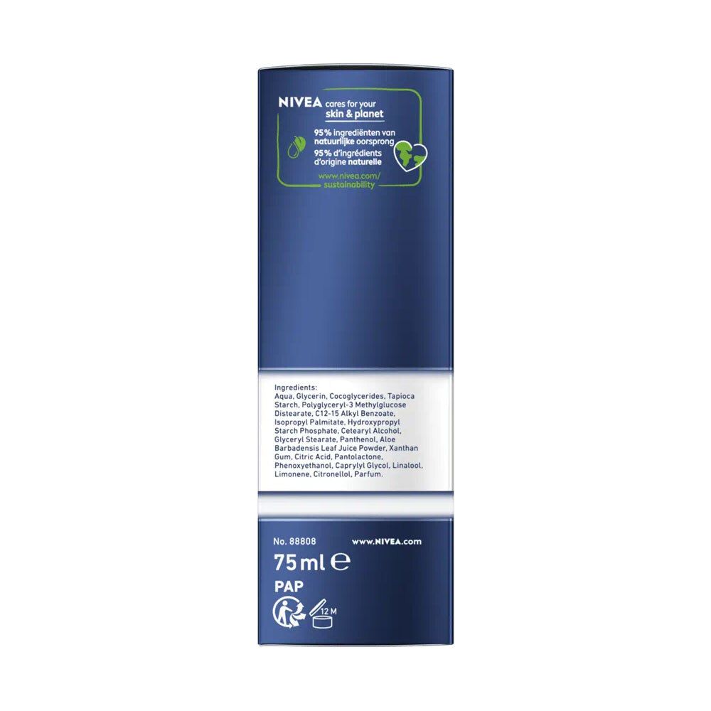 Côté de l'emballage NIVEA MEN PROTECT & CARE. Inscription: ingrédients, 75ml, symbole de recyclage.
