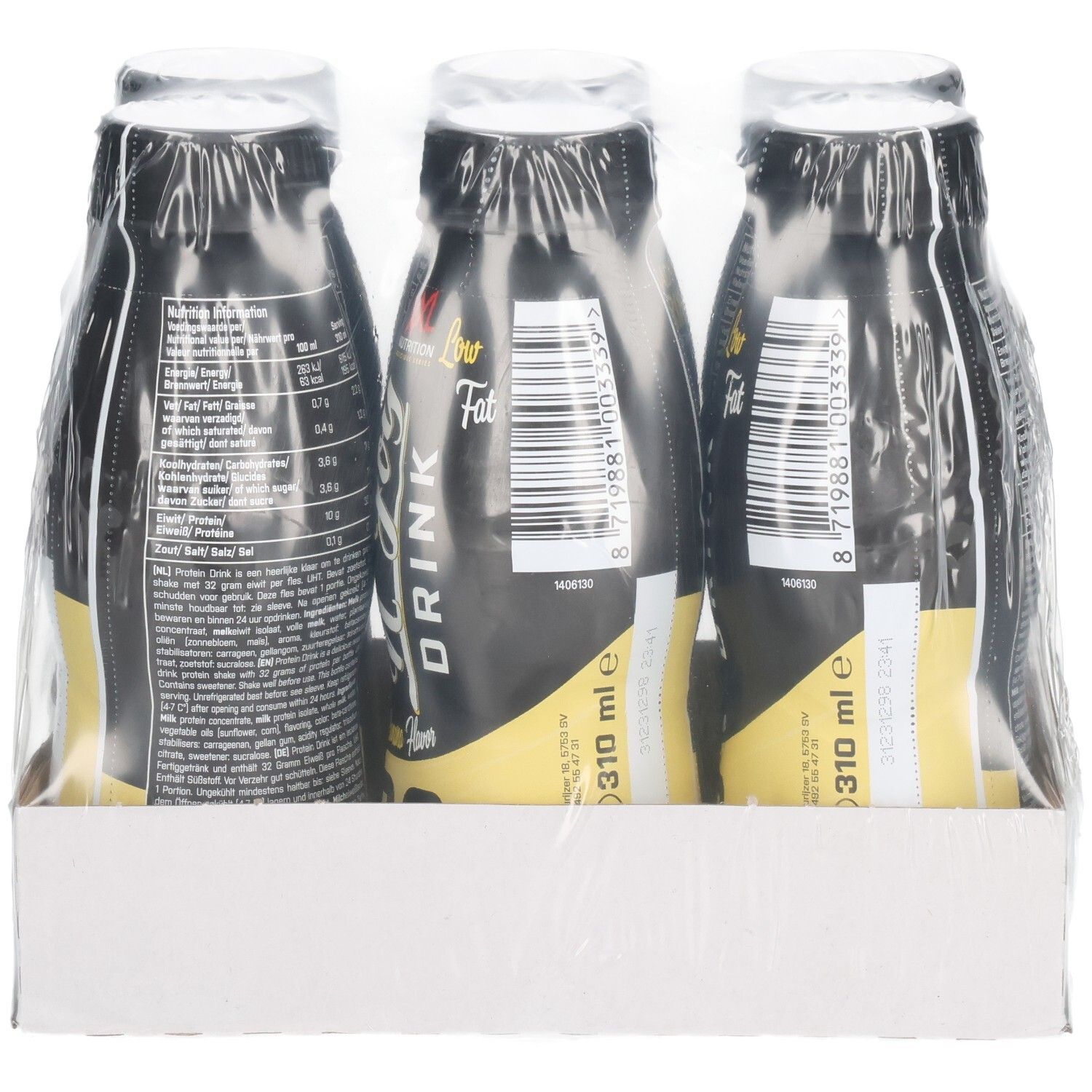 Sechs Flaschen N'Joy Drink in Karton verpackt. Schwarze Flaschen mit gelben Etiketten. Klarer Kunststoff umhüllt die Flaschen.