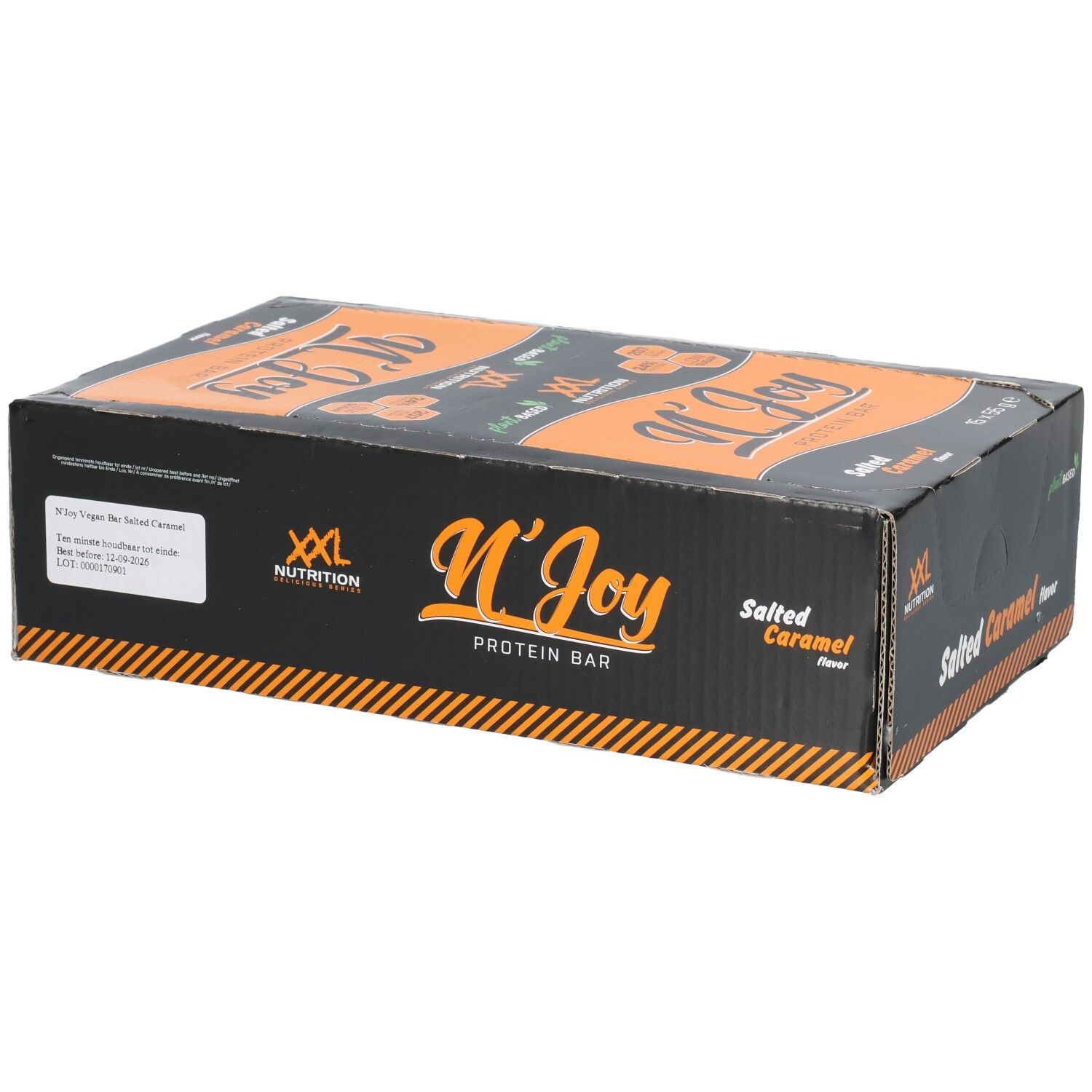 Schwarzer Karton mit orangefarbenem Deckel. Aufschrift: N'Joy Protein Bar, Salted Caramel. XXL Nutrition Logo. Plant Based. MHD.