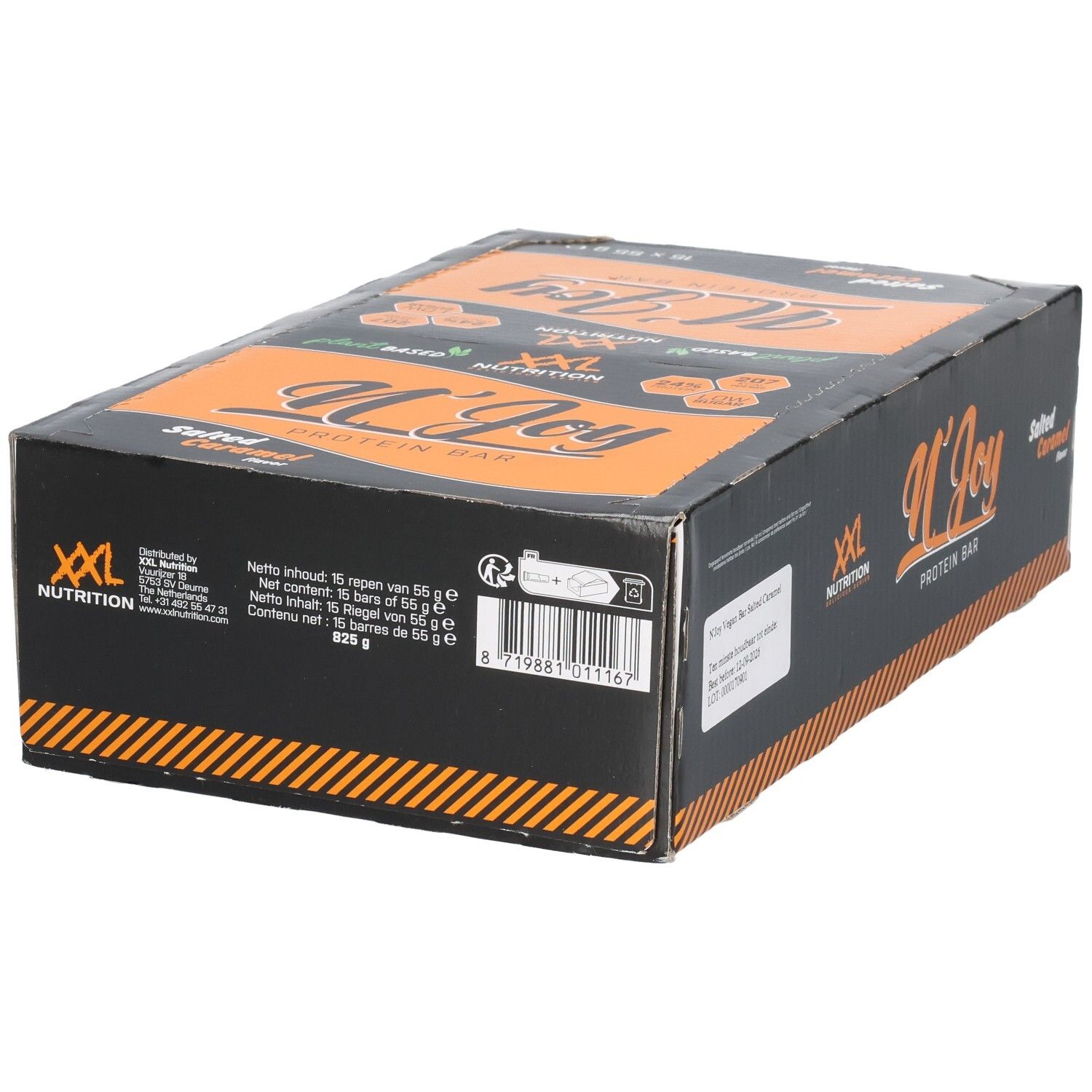 Schwarzer Karton mit orangefarbenem Deckel. Aufschrift: N'Joy Protein Bar, Salted Caramel. XXL Nutrition Logo. Plant Based. Barcode.