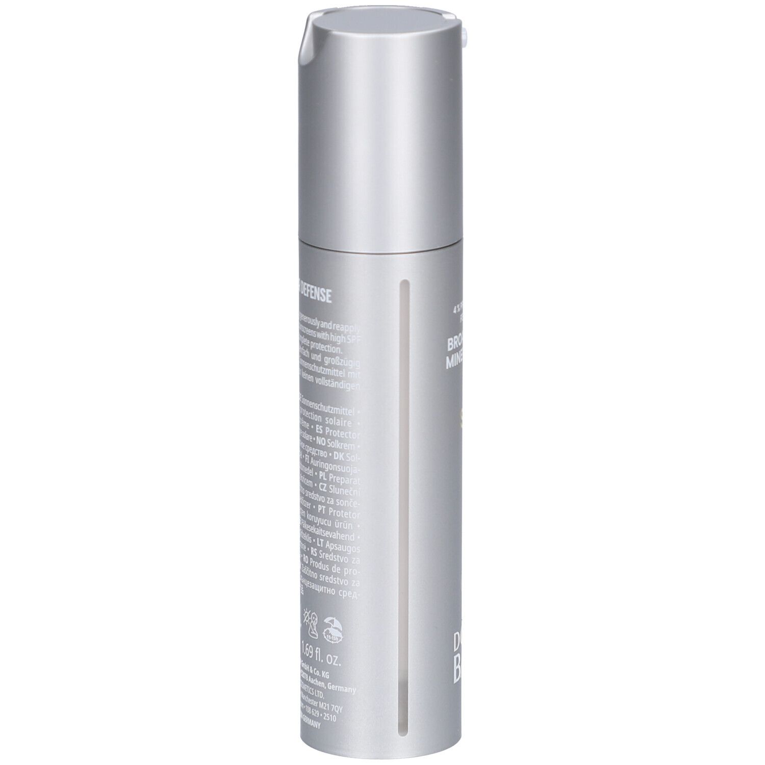 Silberne Flasche mit Text. Aufschrift: BROAD SPECTRUM MINERAL INVISIBLE BALM SPF 30. Marke: DOCTOR BABOR.