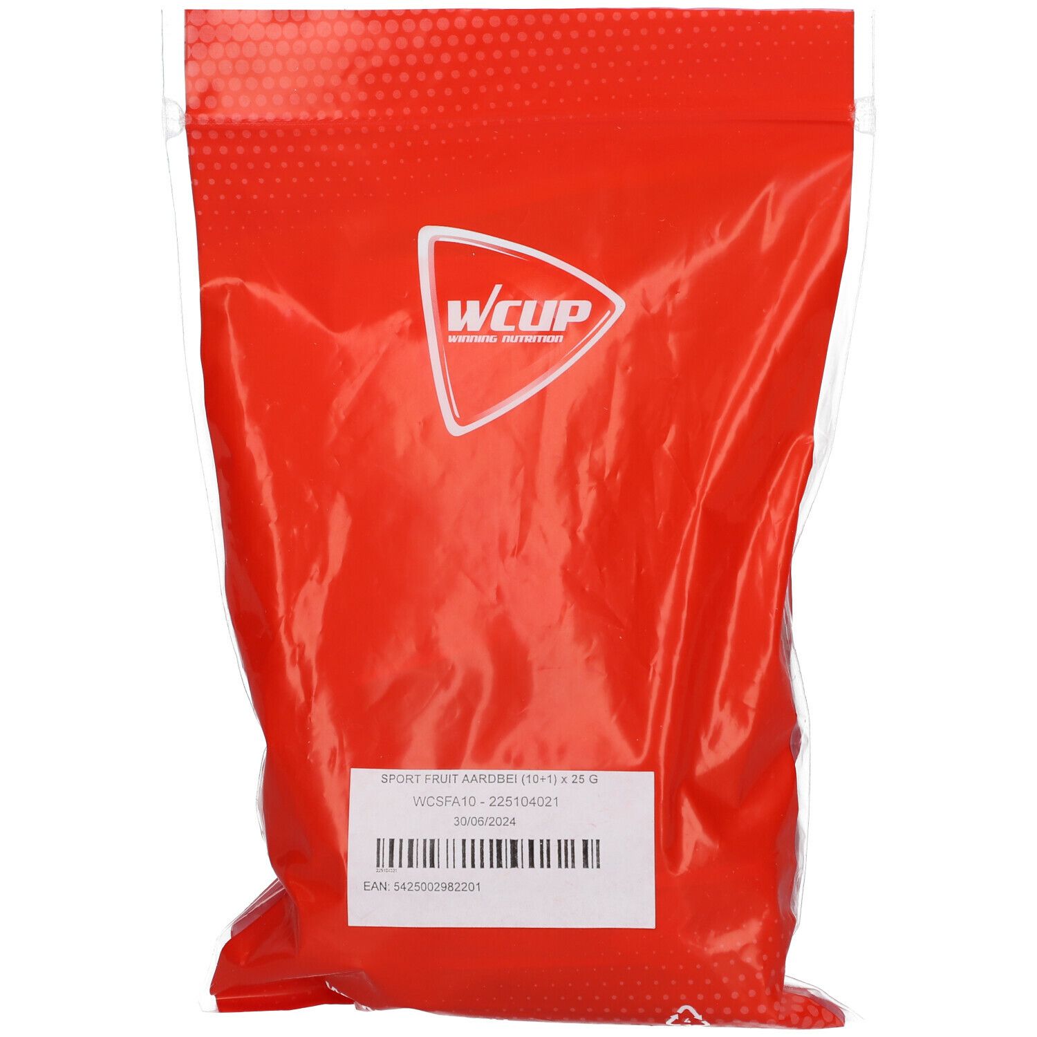 Sachet rouge avec logo blanc. Contient WCUP Sports Fruit. Étiquette blanche avec informations produit et code-barres. Inscription : SPORT FRUIT AARDBEI (NL+).
