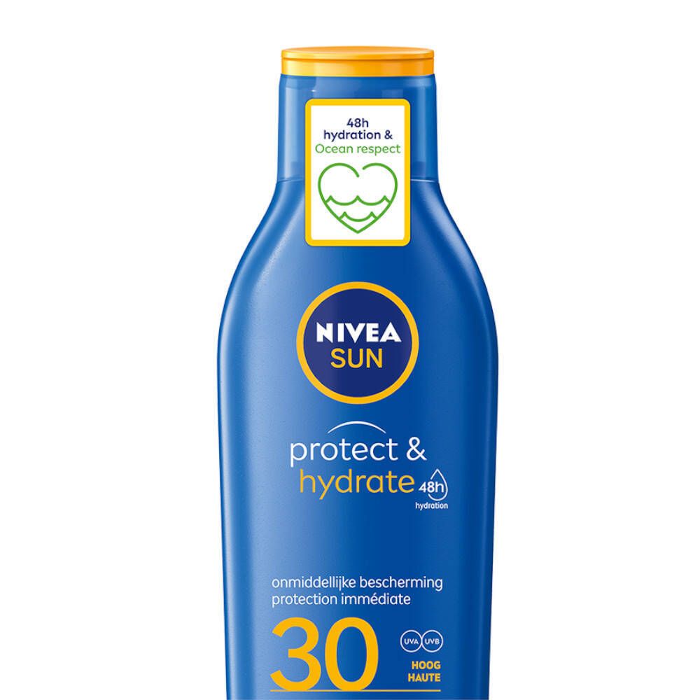 Blaue Flasche NIVEA Sun Sonnenspray LSF 30. Gelber Deckel. Aufschrift: Protect & Hydrate, 30, Ocean Respect.