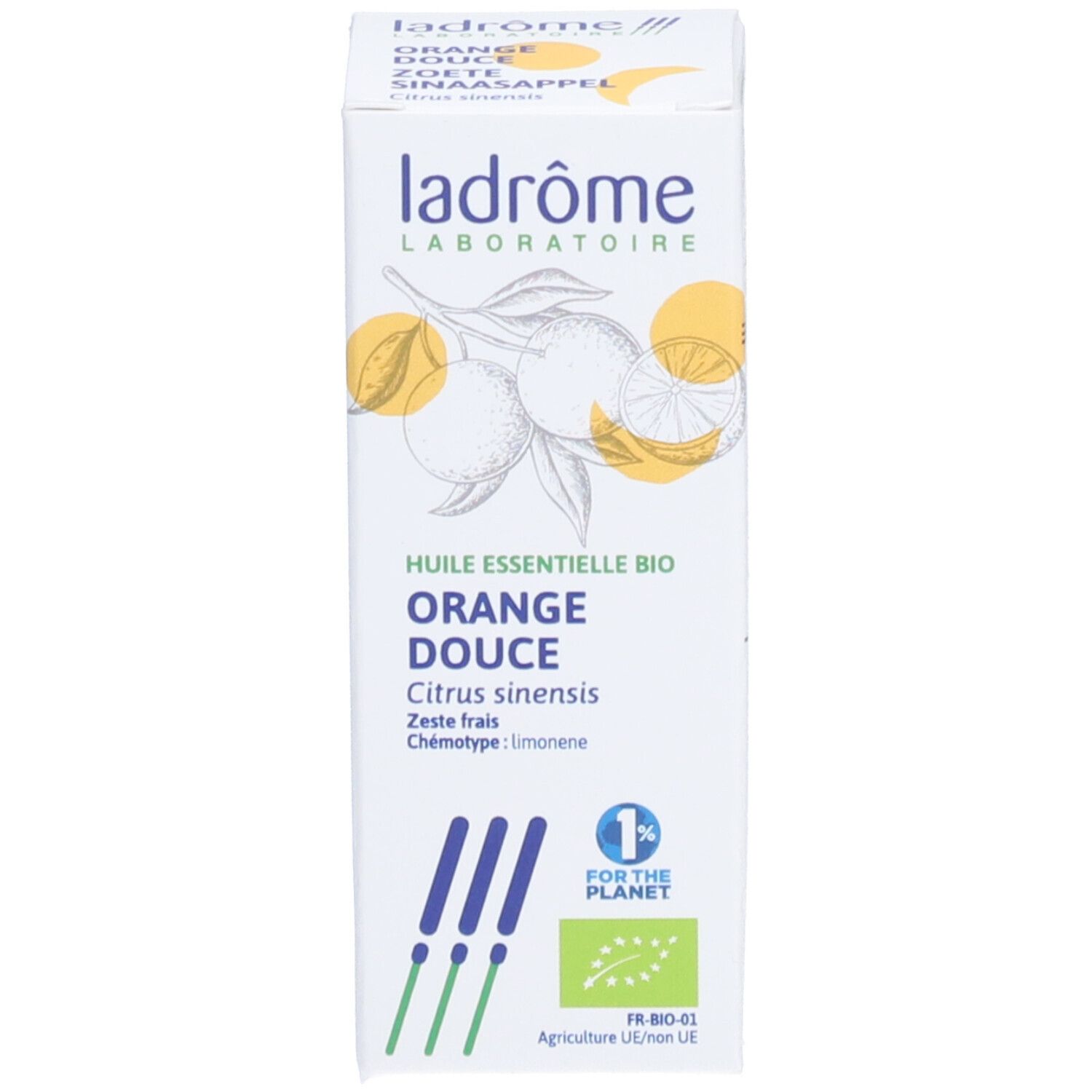 Bruine glazen fles met zwarte dop en witte verpakking. Opschrift: Ladrôme, Orange Douce, Bio.