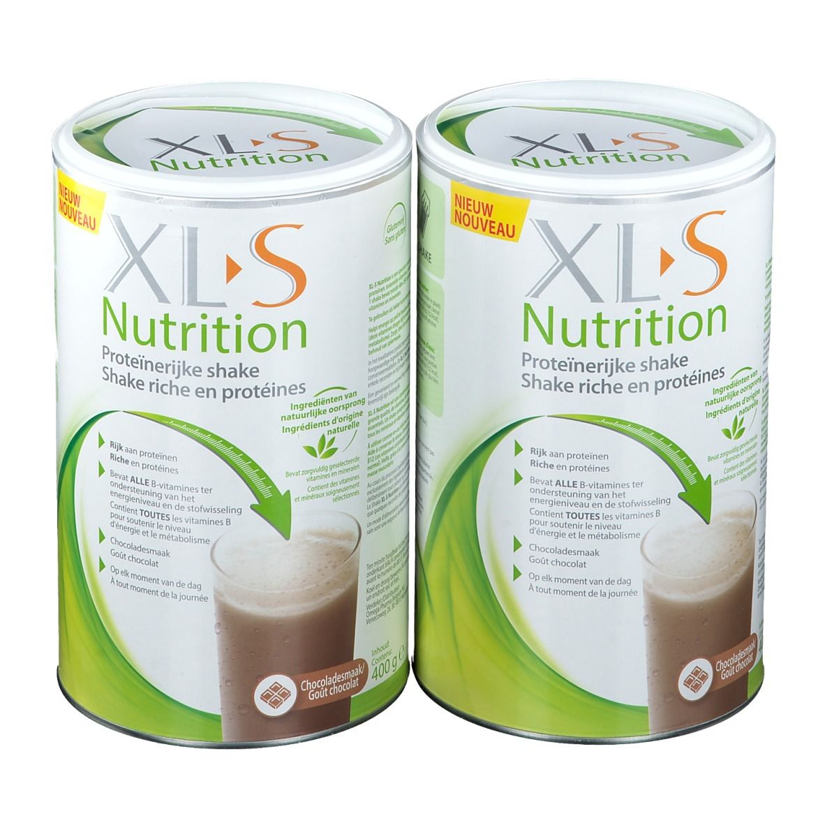 Deux boîtes de XL-S Nutrition Proteinshake. Inscription : Proteinshake, chocolat. Design vert et blanc. Autocollant "Nouveau".
