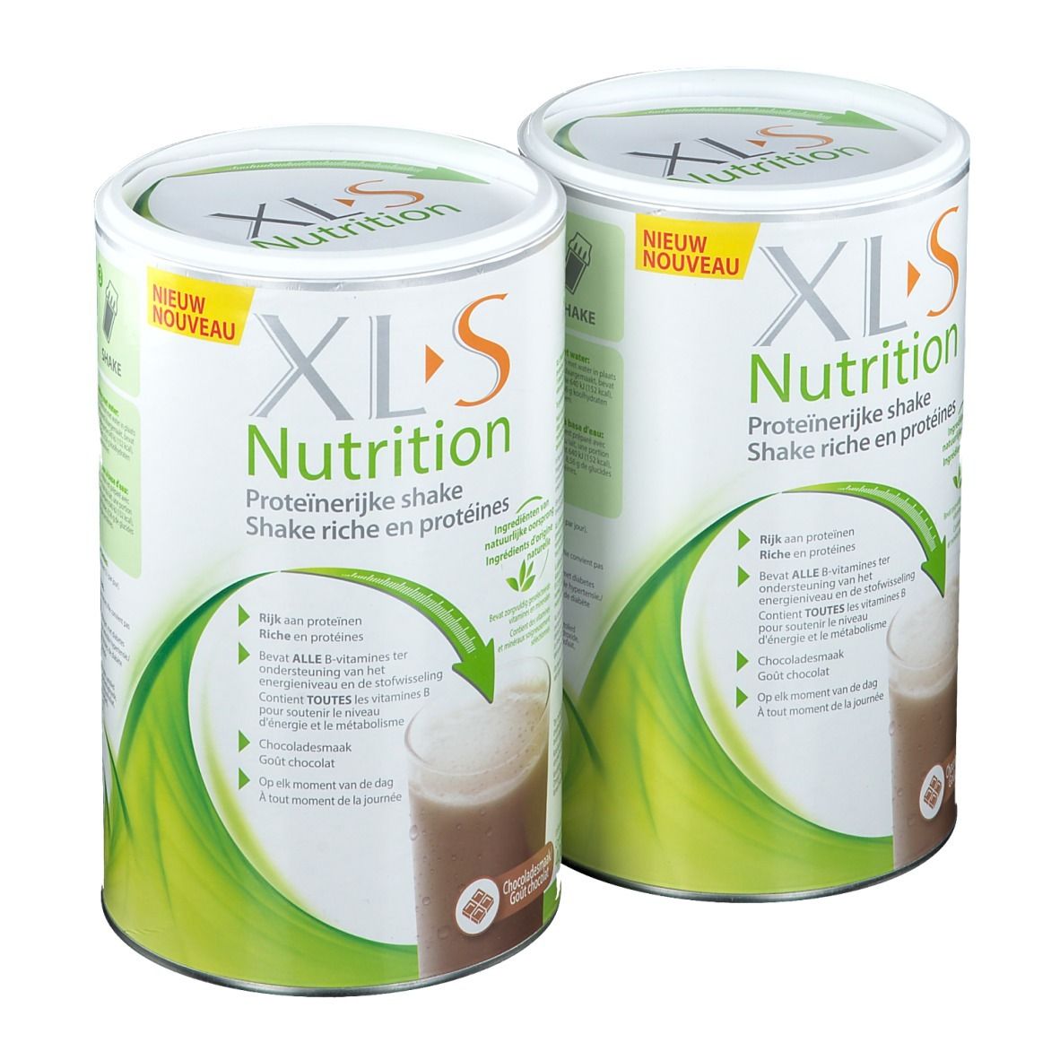 Deux boîtes de XL-S Nutrition Proteinshake. Inscription : Proteinshake, chocolat. Design vert et blanc. Autocollant "Nouveau".