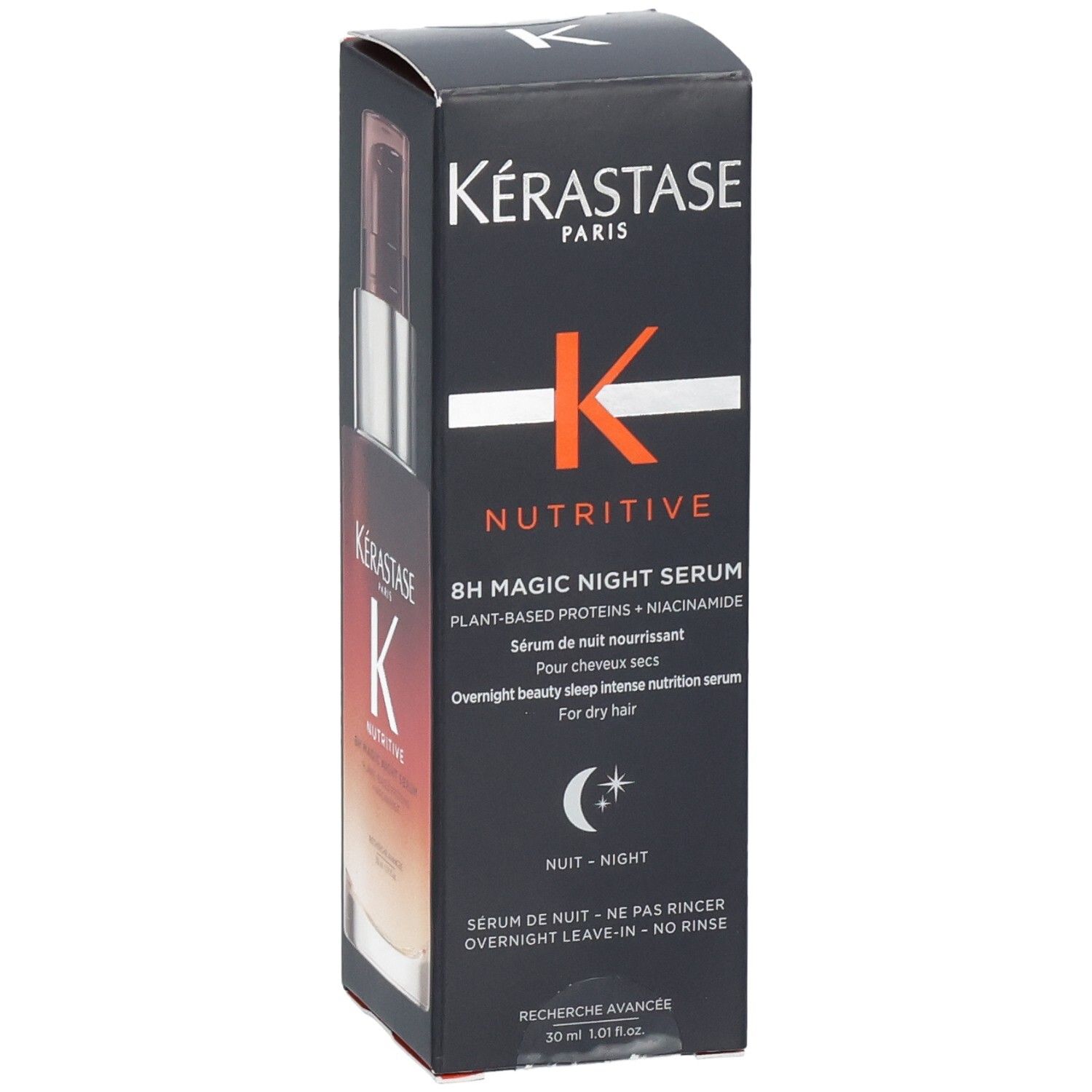 Kérastase Nutritive 8h Magic Night Serum Flakon mit Pumpspender, teilweise in der geöffneten Kartonverpackung.