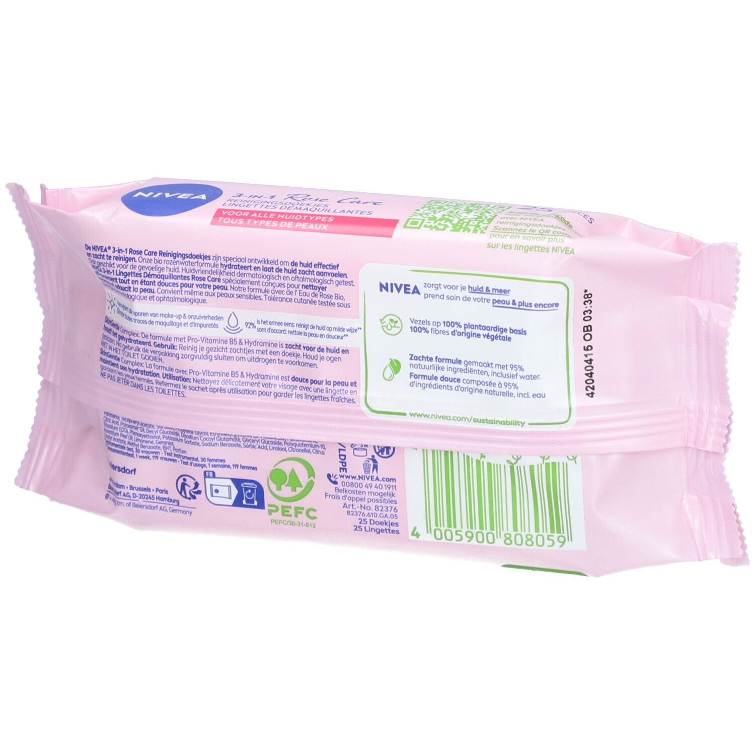 Achterkant van de roze reinigingsdoekjes verpakking. Tekst in meerdere talen. Opschrift: NIVEA Rose Care, 3-in-1.