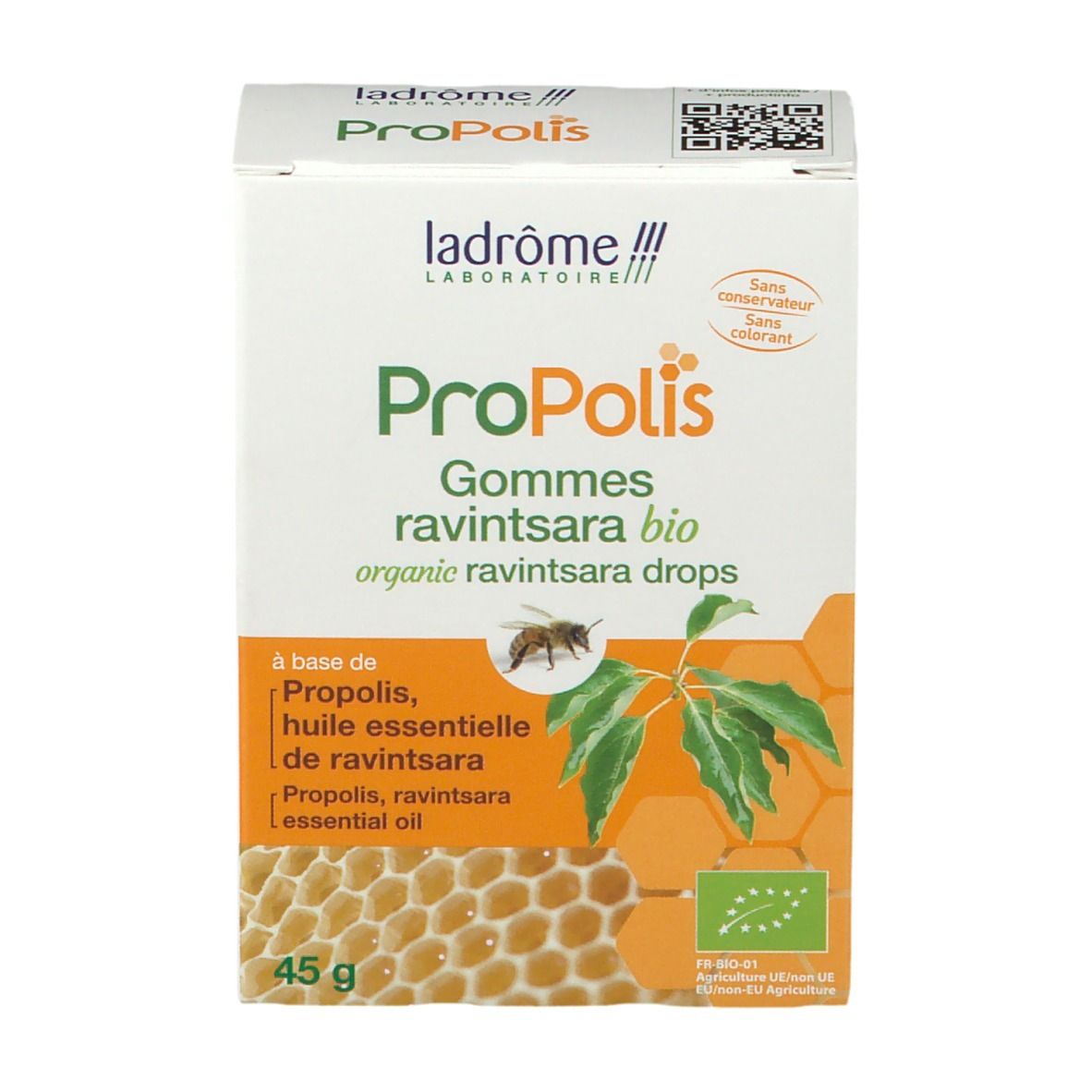 Kartonnen verpakking met productnaam en logo. Bevat Propolis, Ravintsara en essentiële olie. Bio-certificering.