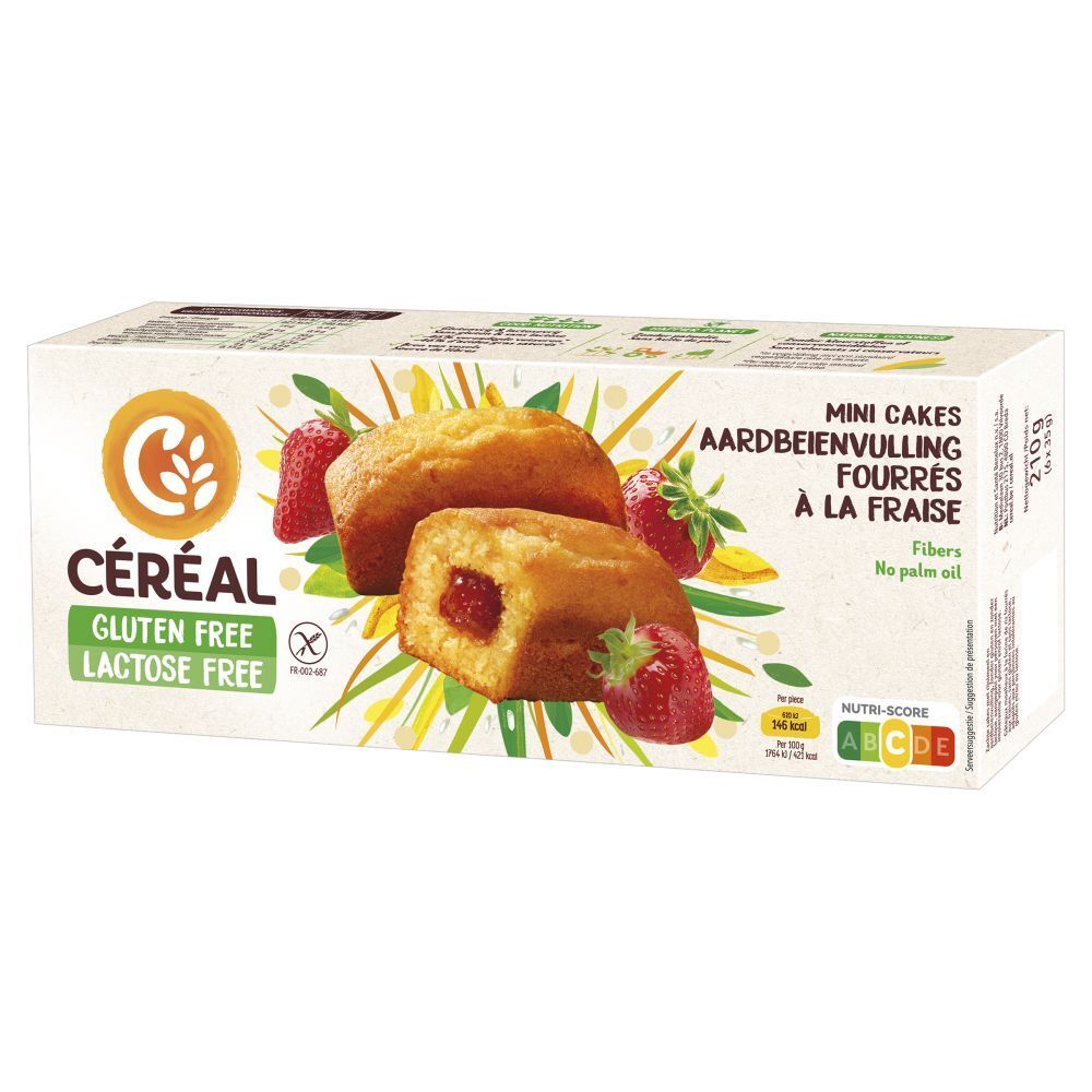 Verpackung mit Mini-Kuchen mit Erdbeerfüllung. Glutenfrei, laktosefrei. Marke Céréal. Mit Erdbeeren dekoriert.