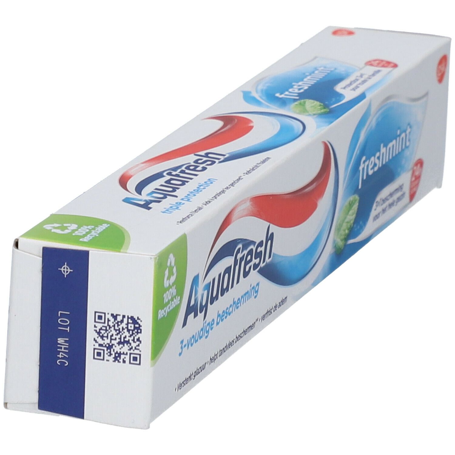 Verpakking van Aquafresh freshmint tandpasta. Wit, blauw en rood. Opschrift: Aquafresh, freshmint, 3-voudige bescherming.