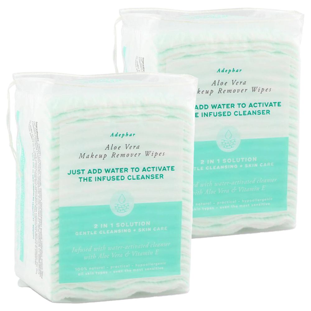 Twee verpakkingen Adephar Aloe Vera make-up remover doekjes. Witte doekjes in transparante zakjes. Tekst: "Just add water to activate". 