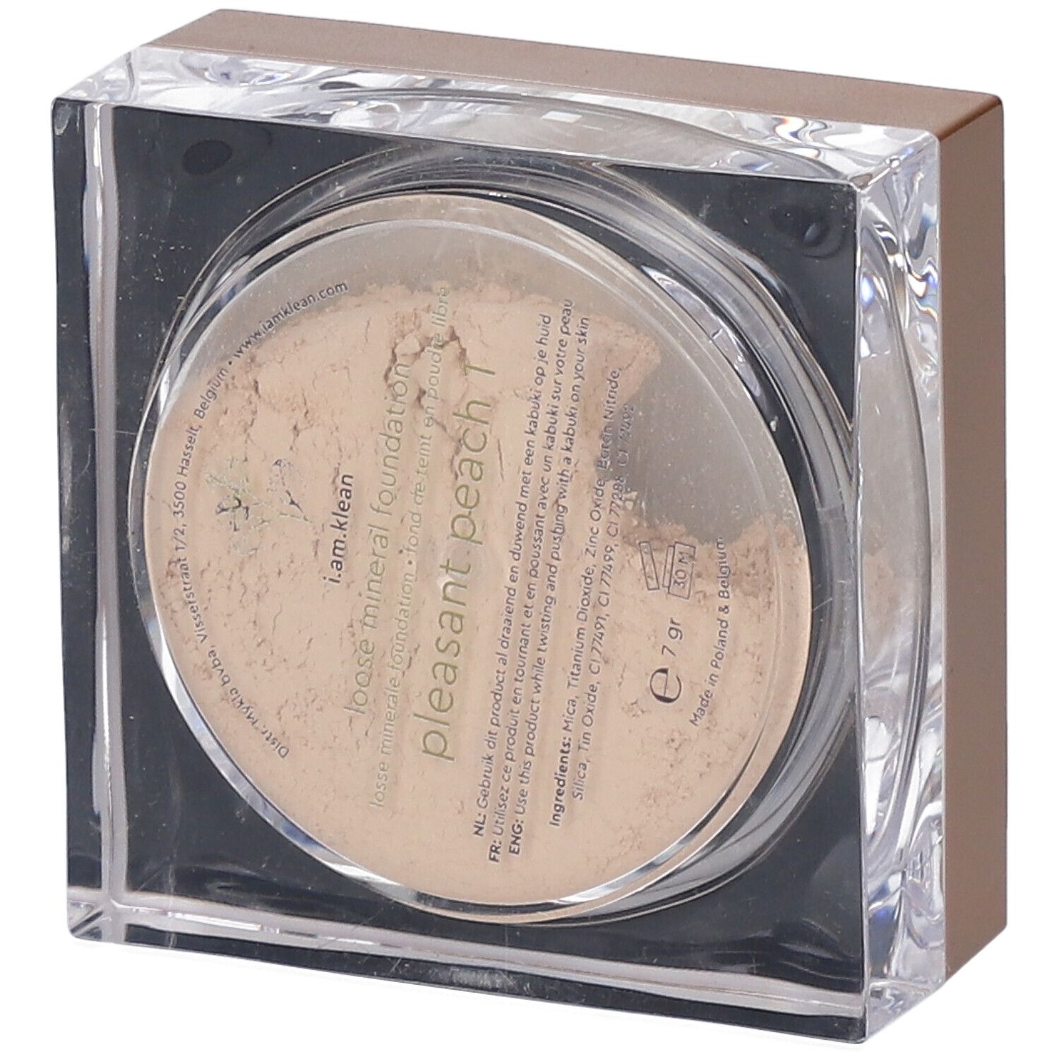 Quadratische Dose mit Deckel. Lose Mineral Foundation, pleasant peach. Inhalt sichtbar. Text.