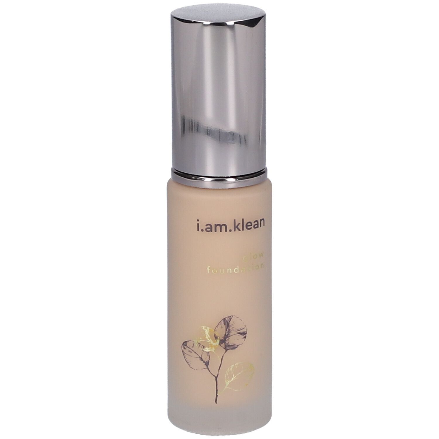 Beige fles met zilveren dop. Opschrift: i.am.klean, glow foundation. Bloemenmotief.