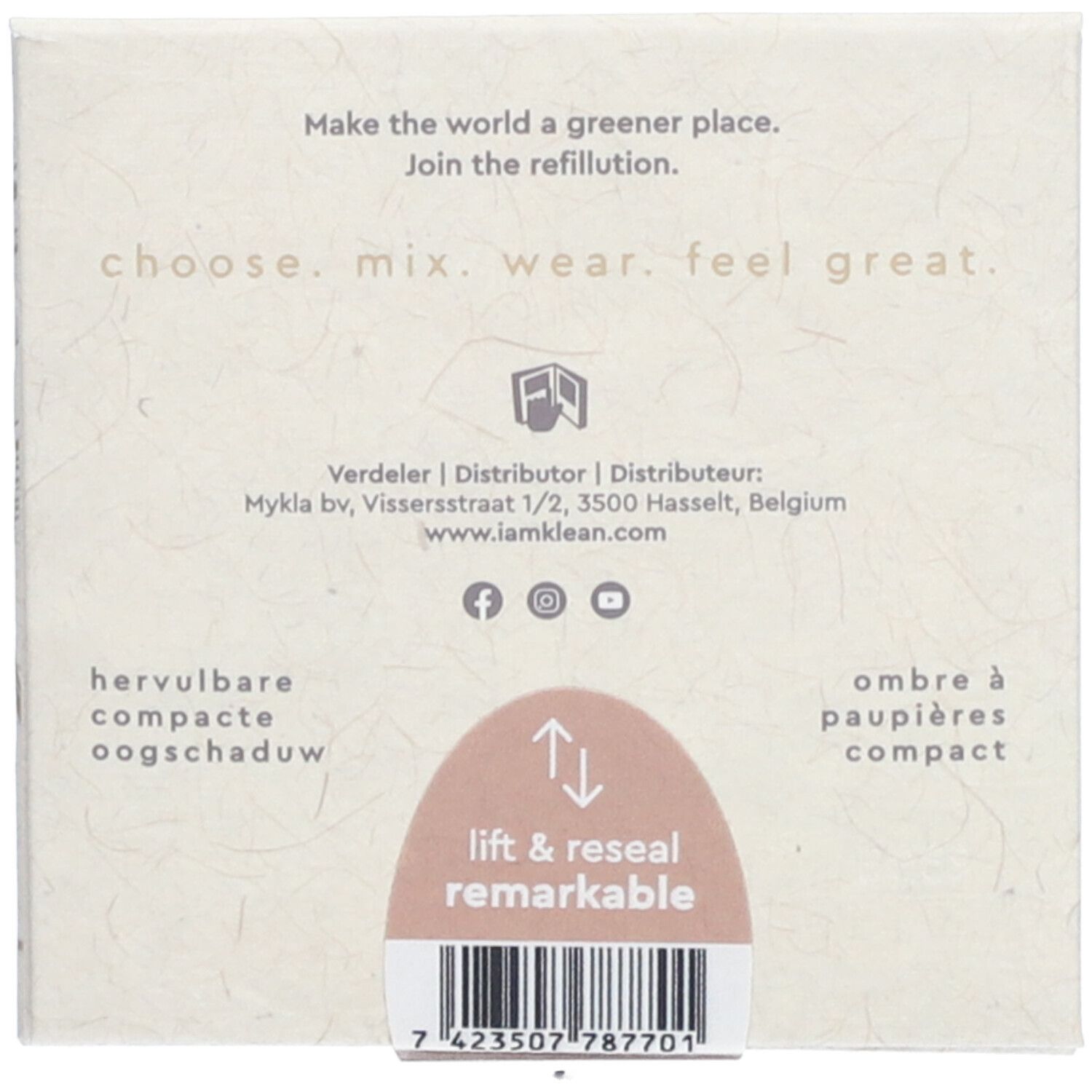 Rückseite der i.am.klean Compact Eyeshadow-Verpackung. Text: „Choose. Mix. Wear. Feel great.“ und Kontaktinformationen.