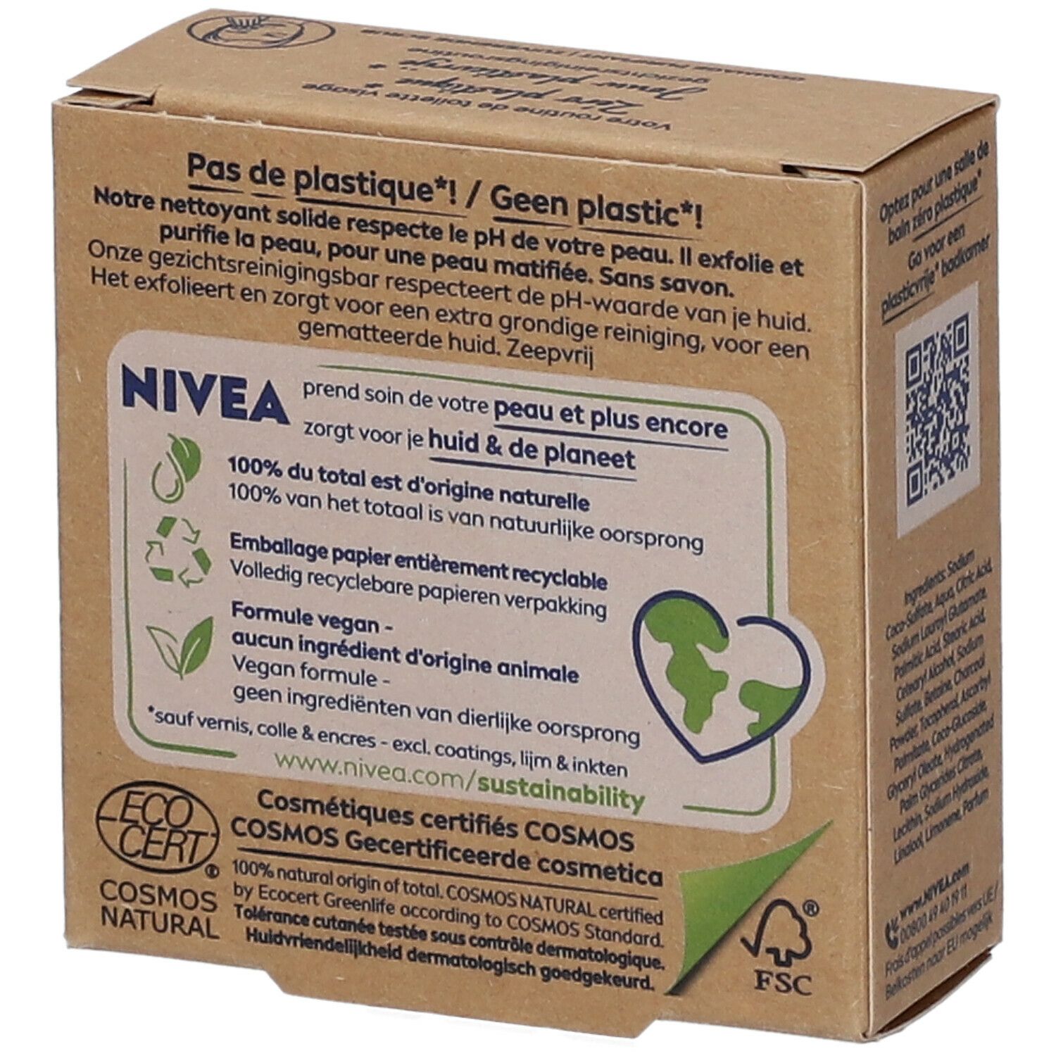 Dos de l'emballage NIVEA Naturally Clean. Texte sur ingrédients, recyclage et certifications. Logos et QR code.