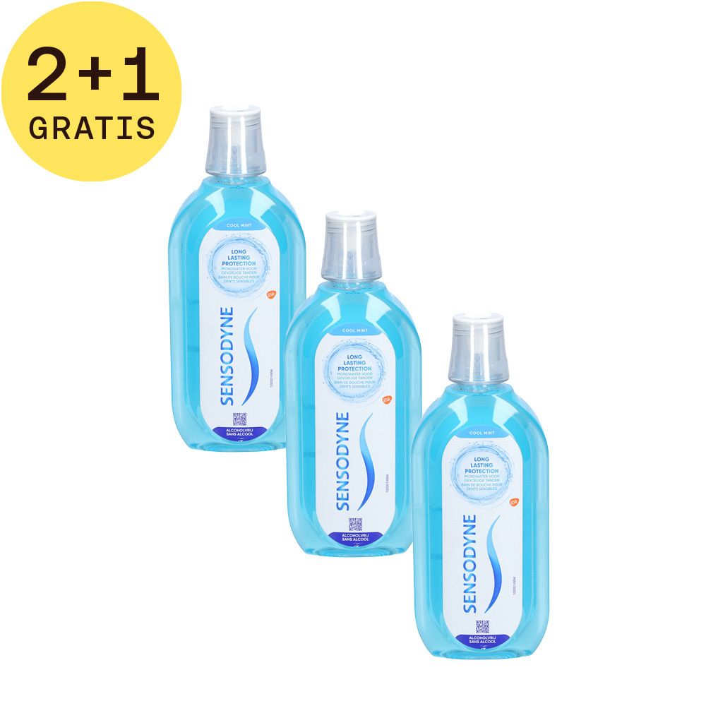 Drie flessen Sensodyne mondspoeling met blauwe vloeistof. Geel label met "2+1 GRATIS".