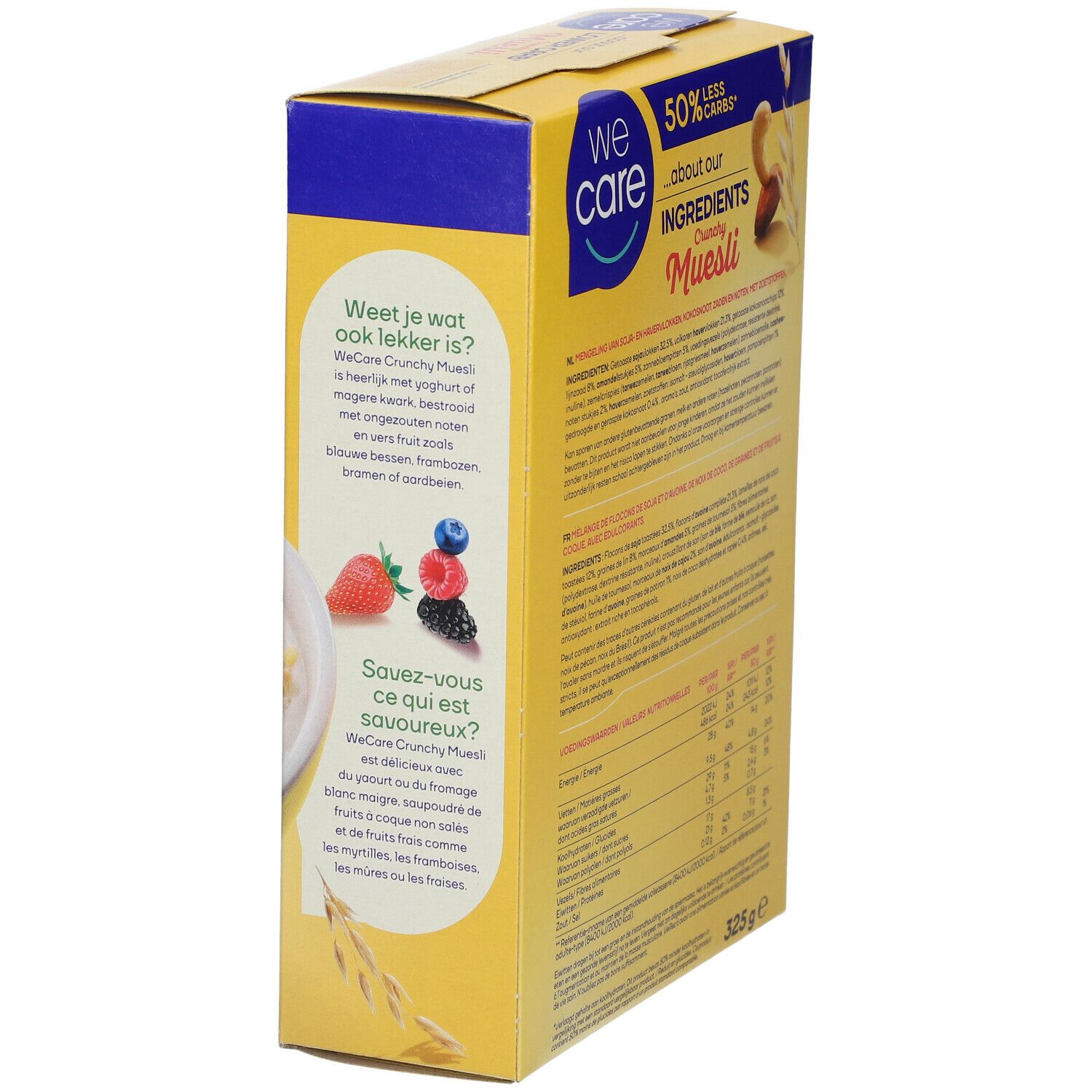 Gele doos "We Care Crunchy Muesli". Tekst: "50% minder koolhydraten". Afbeelding van muesli met bessen.