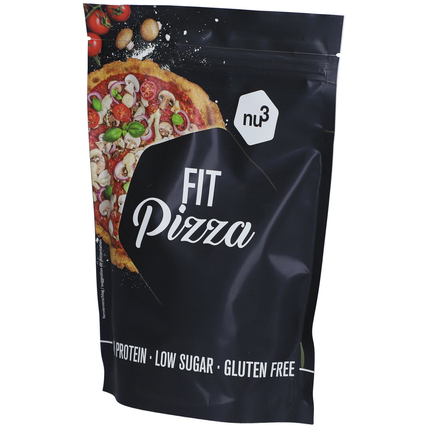 Emballage noir avec impression. Image de pizza, inscription "FIT Pizza", logo "nu3". Texte: Protéines, faible teneur en sucre, sans gluten.
