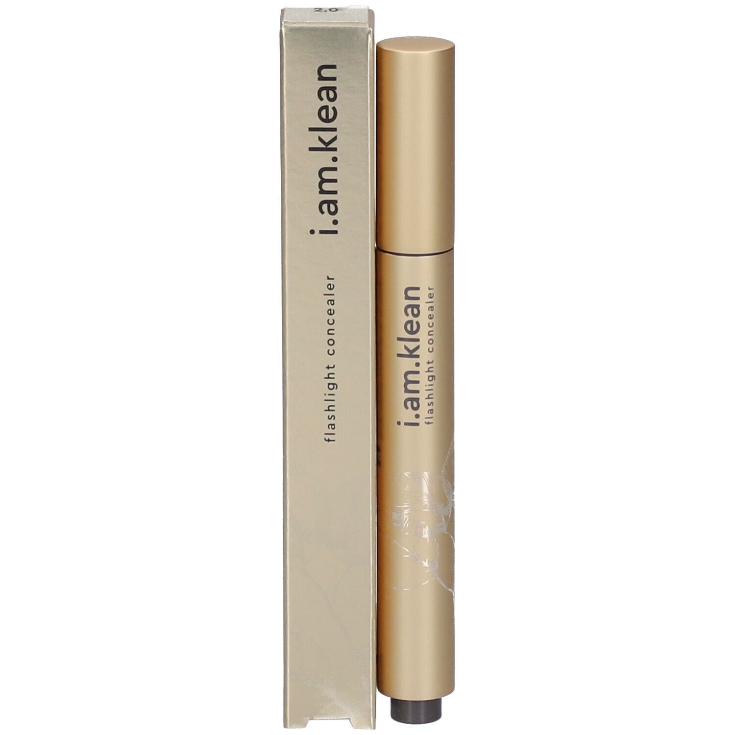 Goldfarbener Concealer-Stift neben einer goldfarbenen Schachtel. Aufschrift: i.am.klean flashlight concealer.