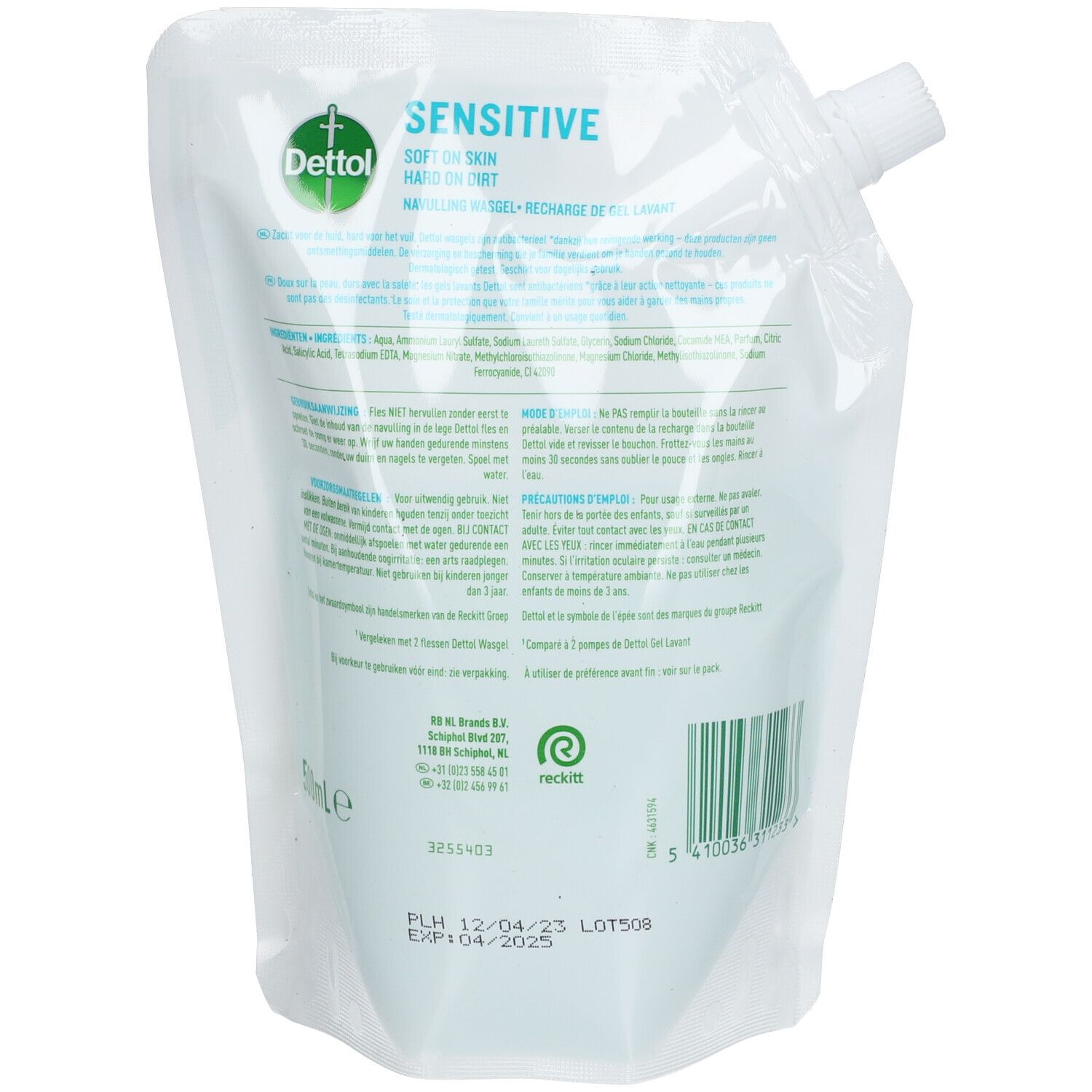Achterkant Dettol Sensitive navulling. Productinfo, ingrediënten, waarschuwingen en lotnummer.