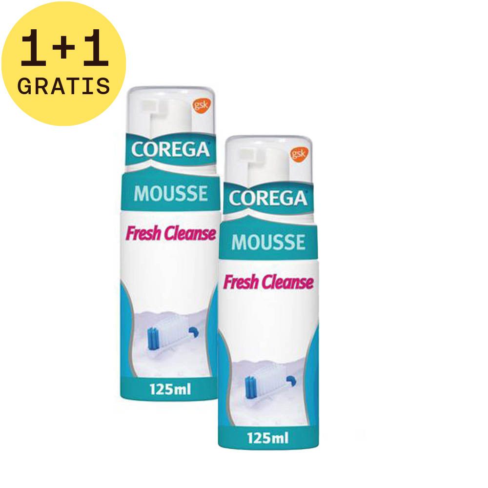 Twee flessen met wit en blauw etiket. Opschrift: Corega Mousse Fresh Cleanse. 1+1 gratis.