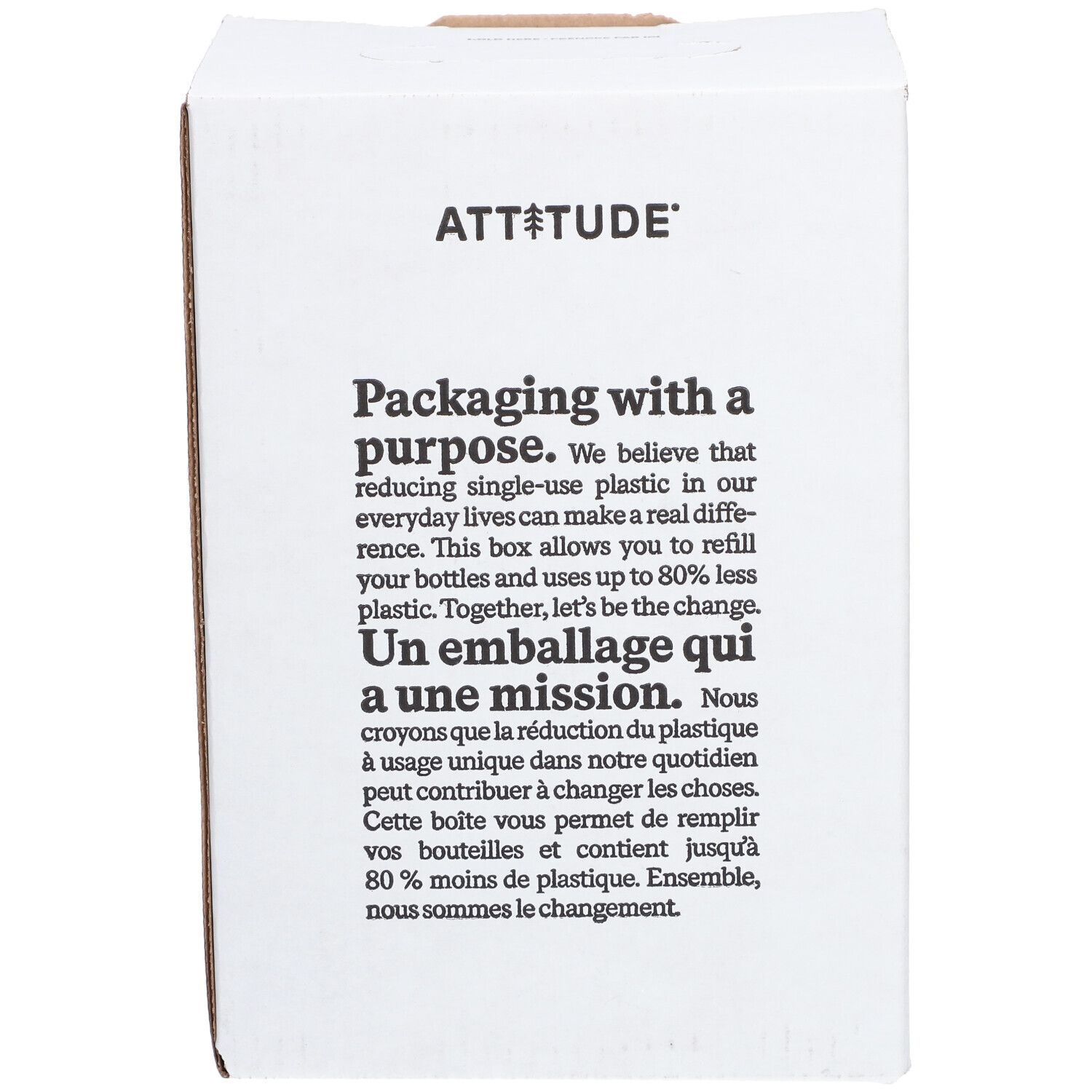 Boîte blanche avec logo "ATTITUDE" et texte sur l'emballage durable.