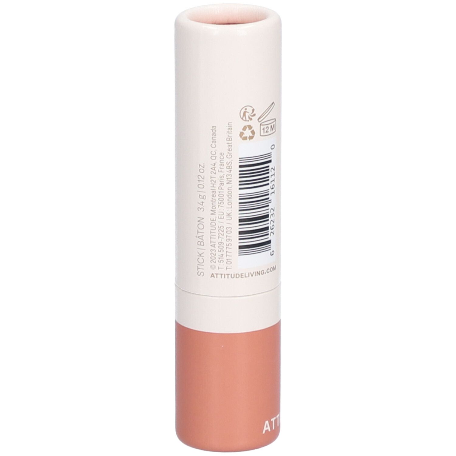 Cilindrische lipglossverpakking. Achterkant met tekst: STICK BATON 3,4 g/0,12 oz. ATTITUDE logo.