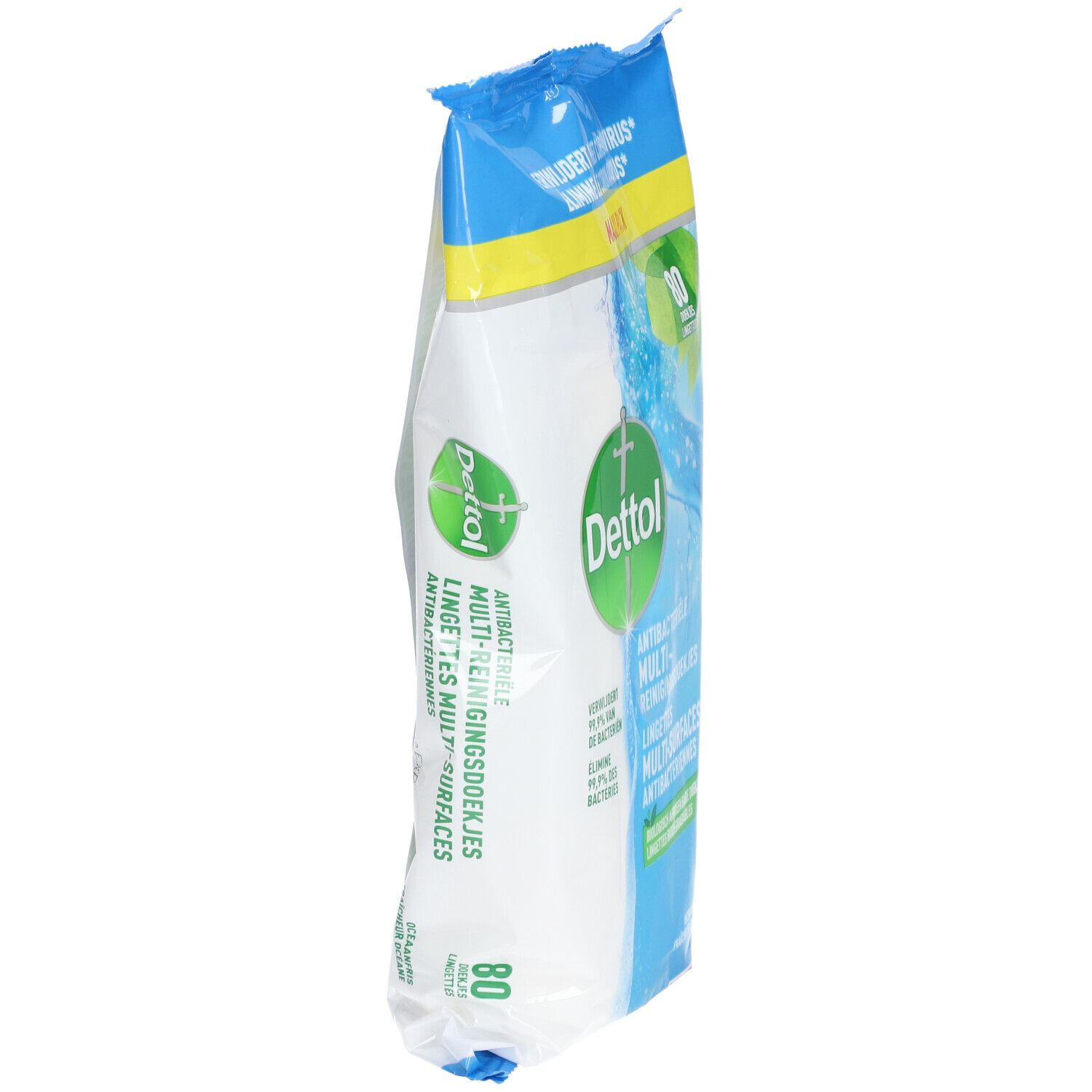 Vue oblique du paquet de lingettes. Emballage bleu et blanc avec logo Dettol et texte. 80 lingettes.