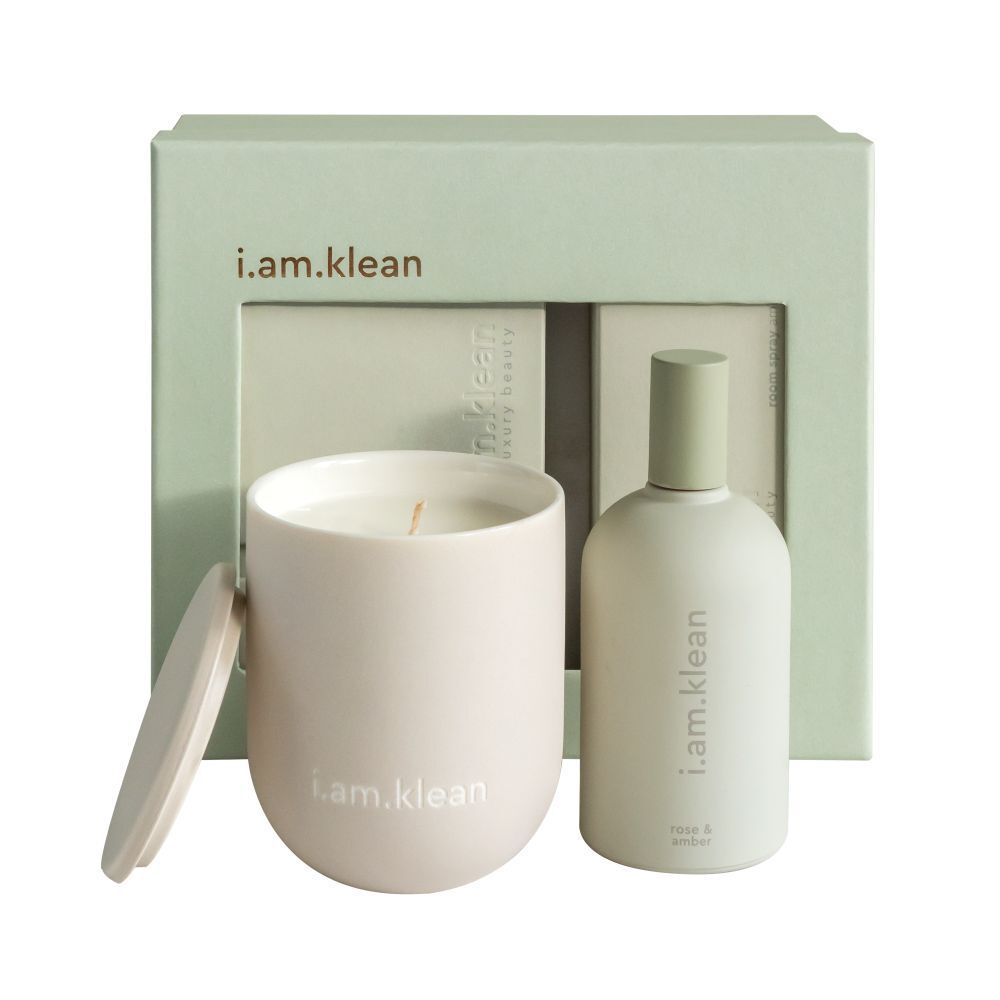 Geschenkset met kaars en roomspray. Kaars met deksel, roomspray in fles. Merk: i.am.klean.